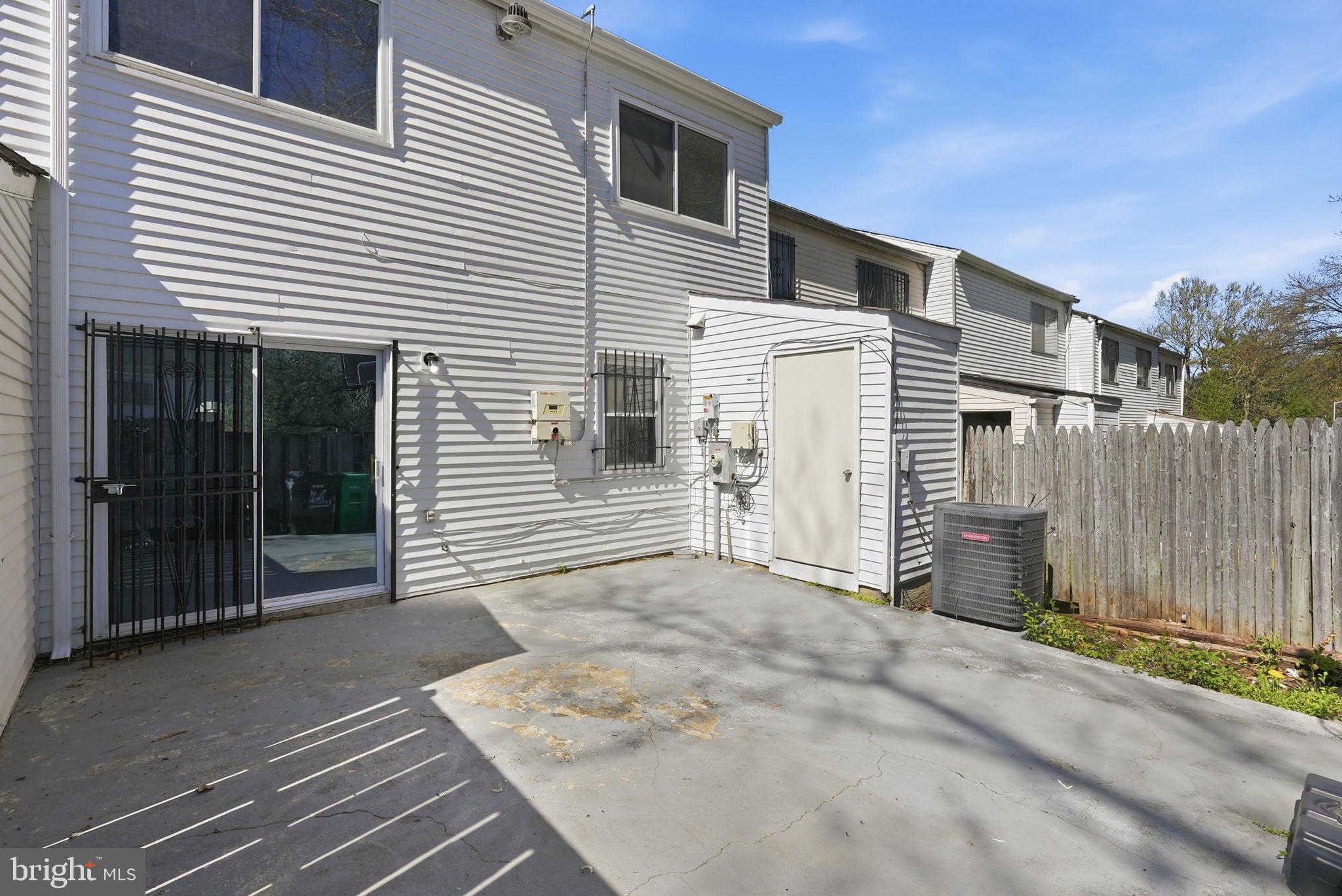 WILLOW HILLS- RESUB PARC - Residential