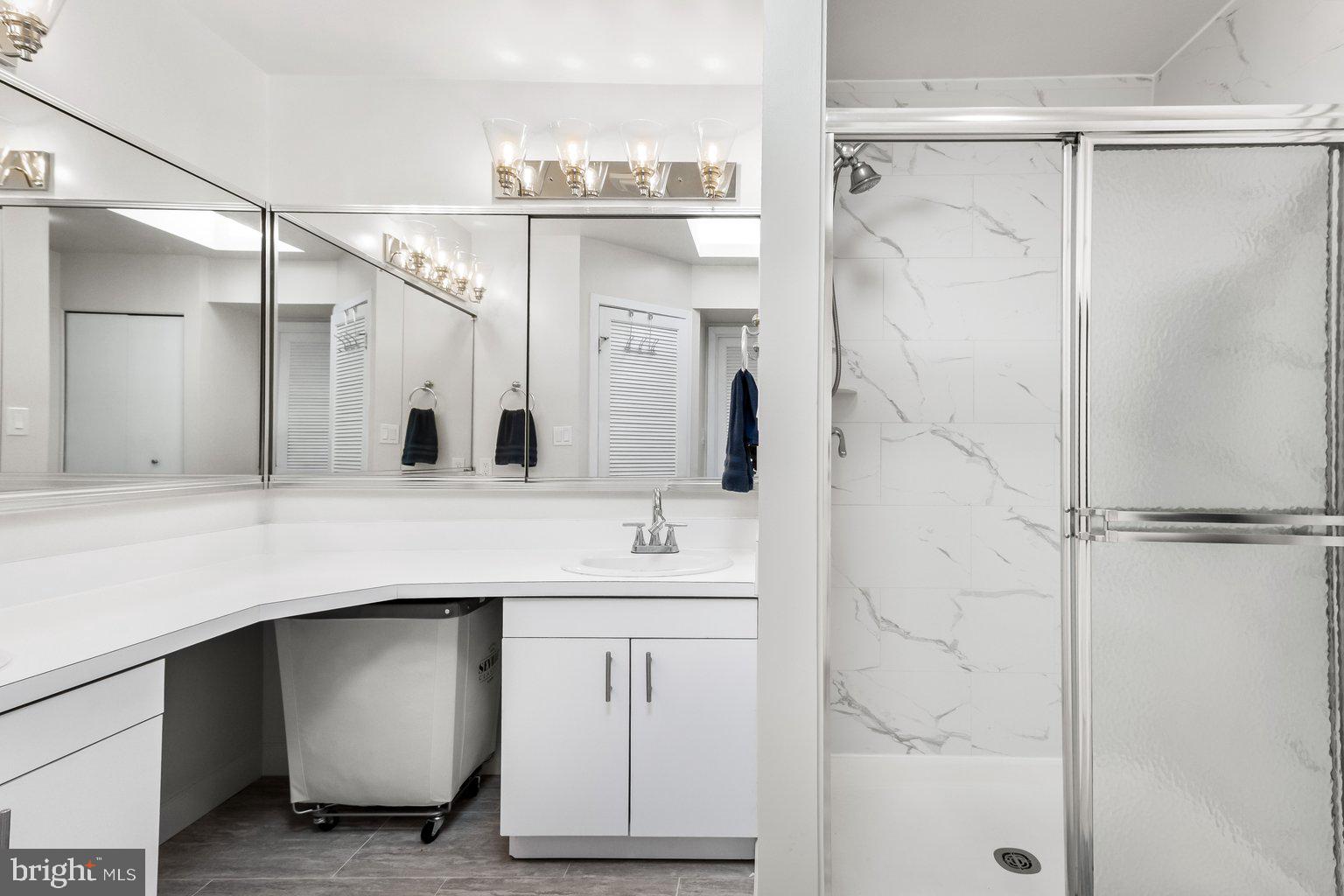 ANNEN WOODS - Residential