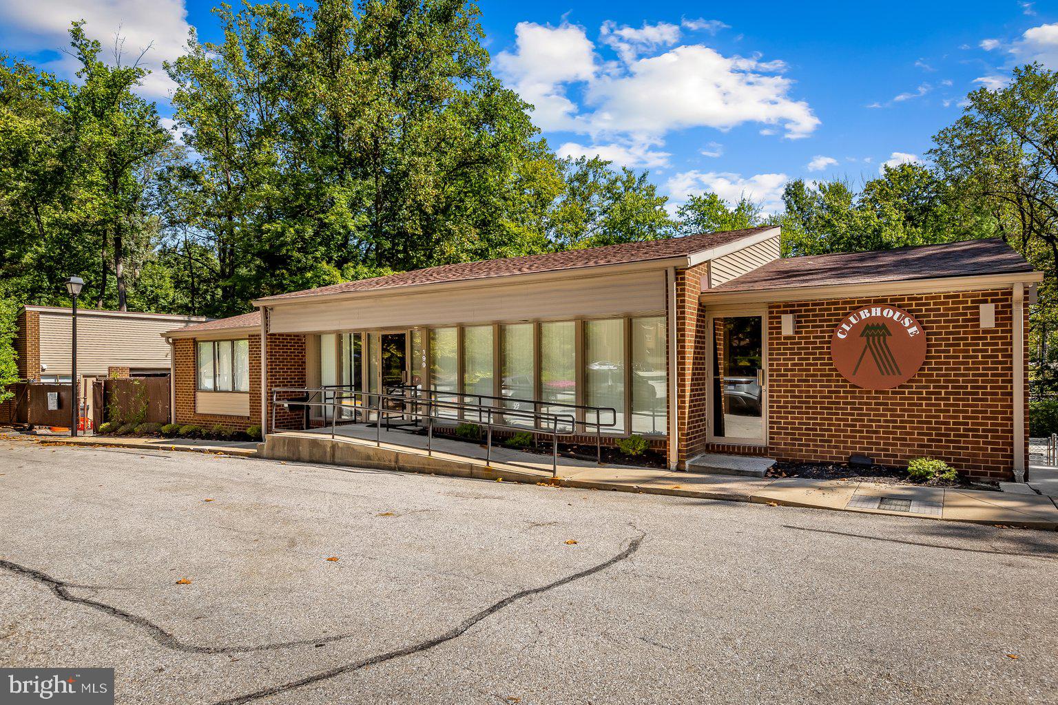 ANNEN WOODS - Residential