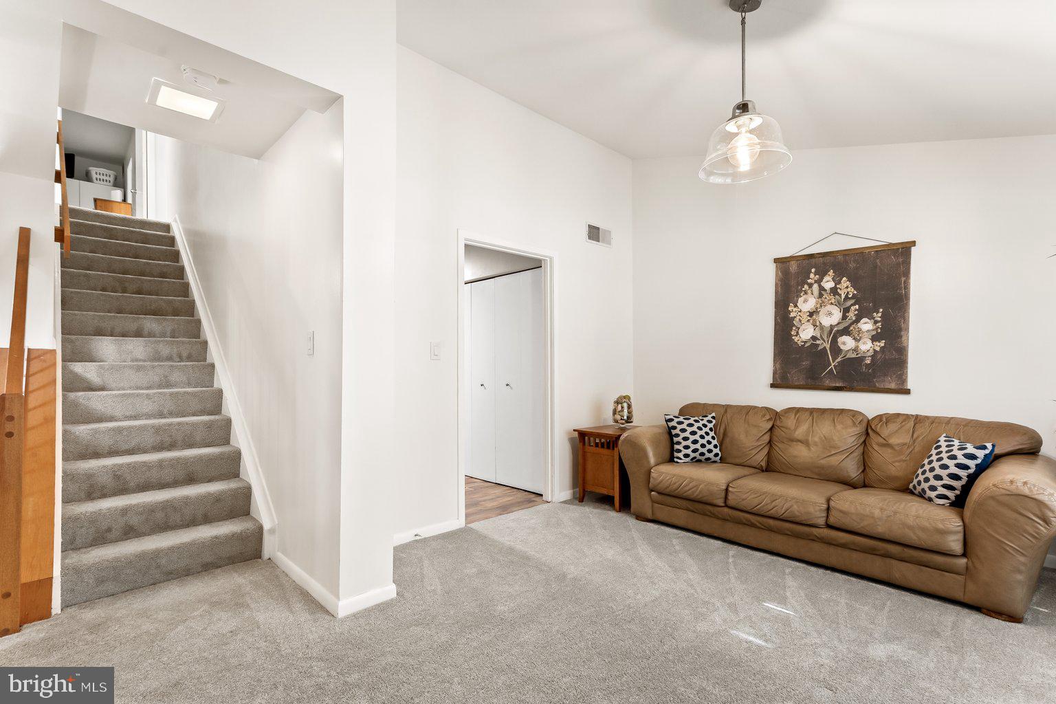 ANNEN WOODS - Residential