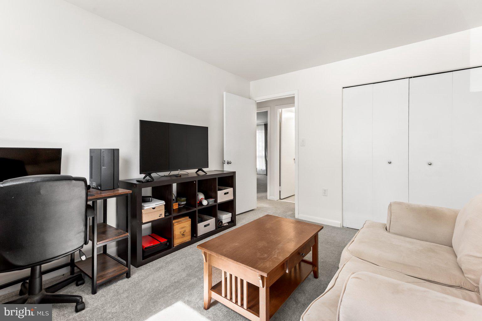 ANNEN WOODS - Residential