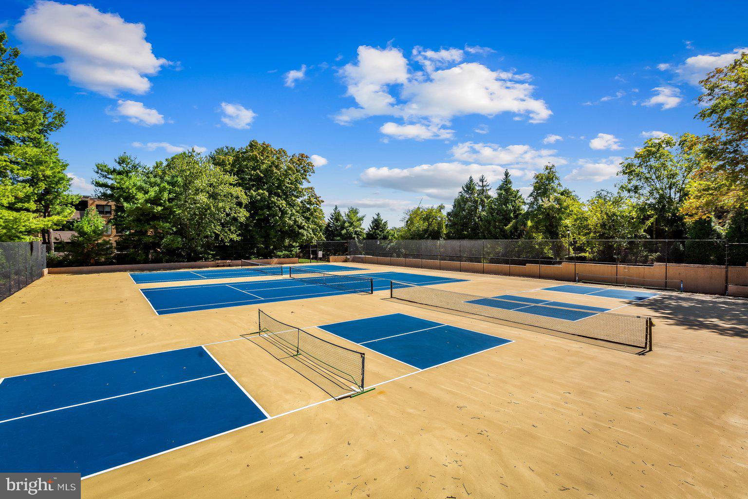 ANNEN WOODS - Residential