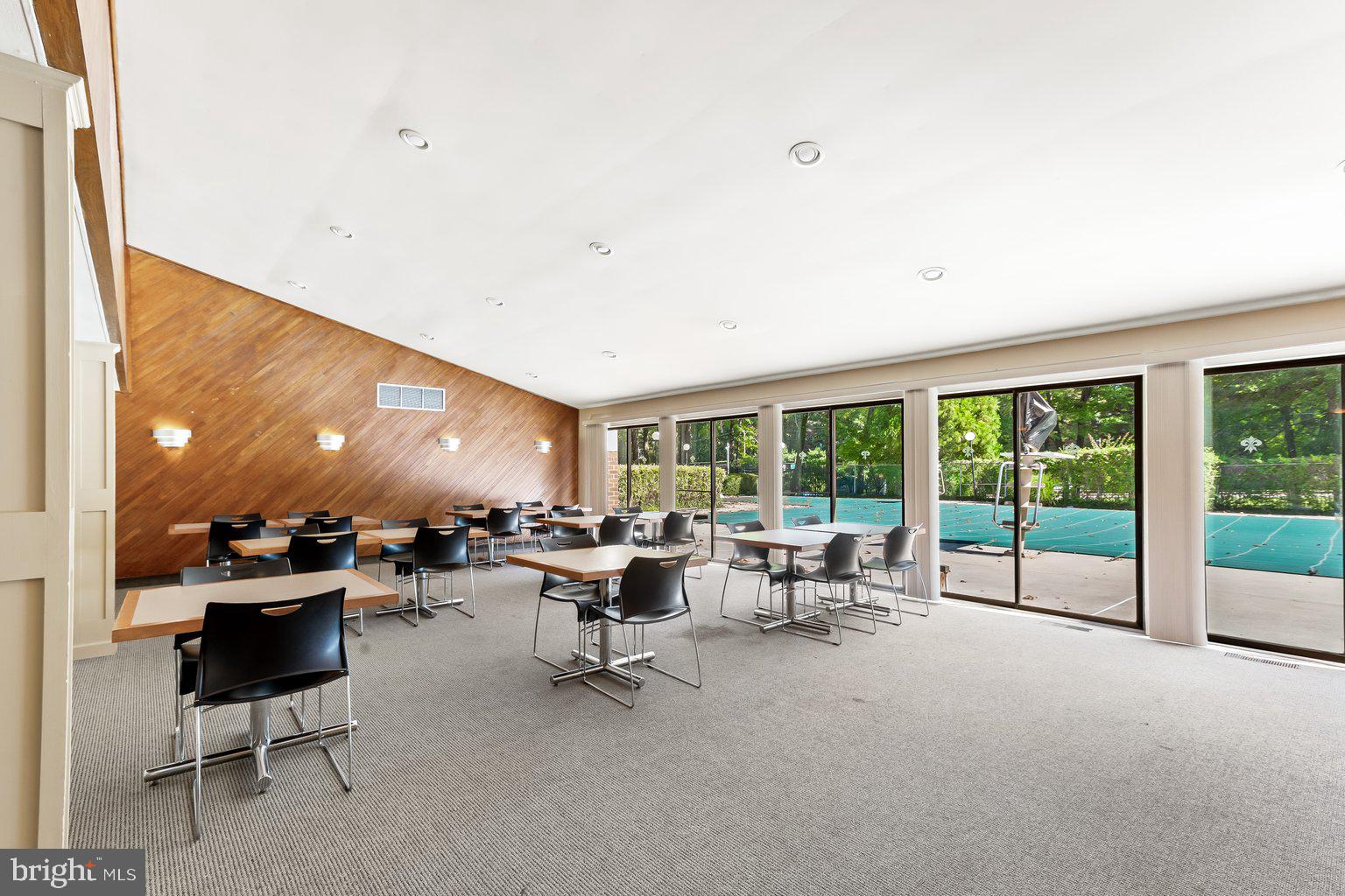 ANNEN WOODS - Residential