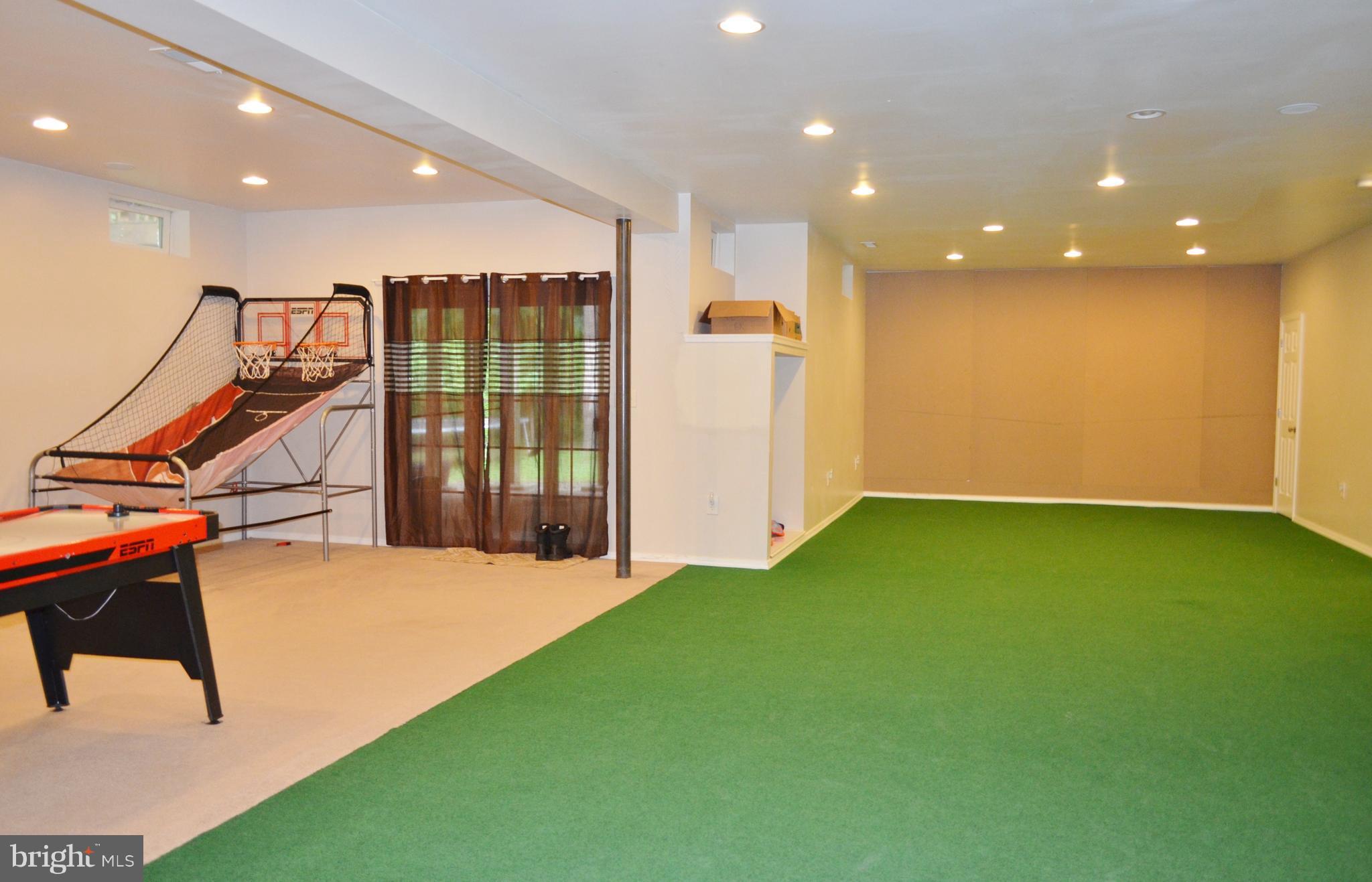 COXBYS ESTATES - Residential Lease