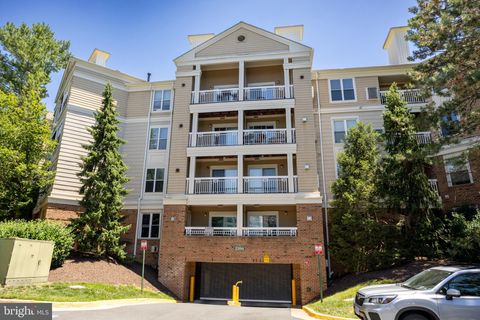 Condo For Rent - 2204 Westcourt Lane #121<br/> Fairfax County, HERNDON, VA 20170