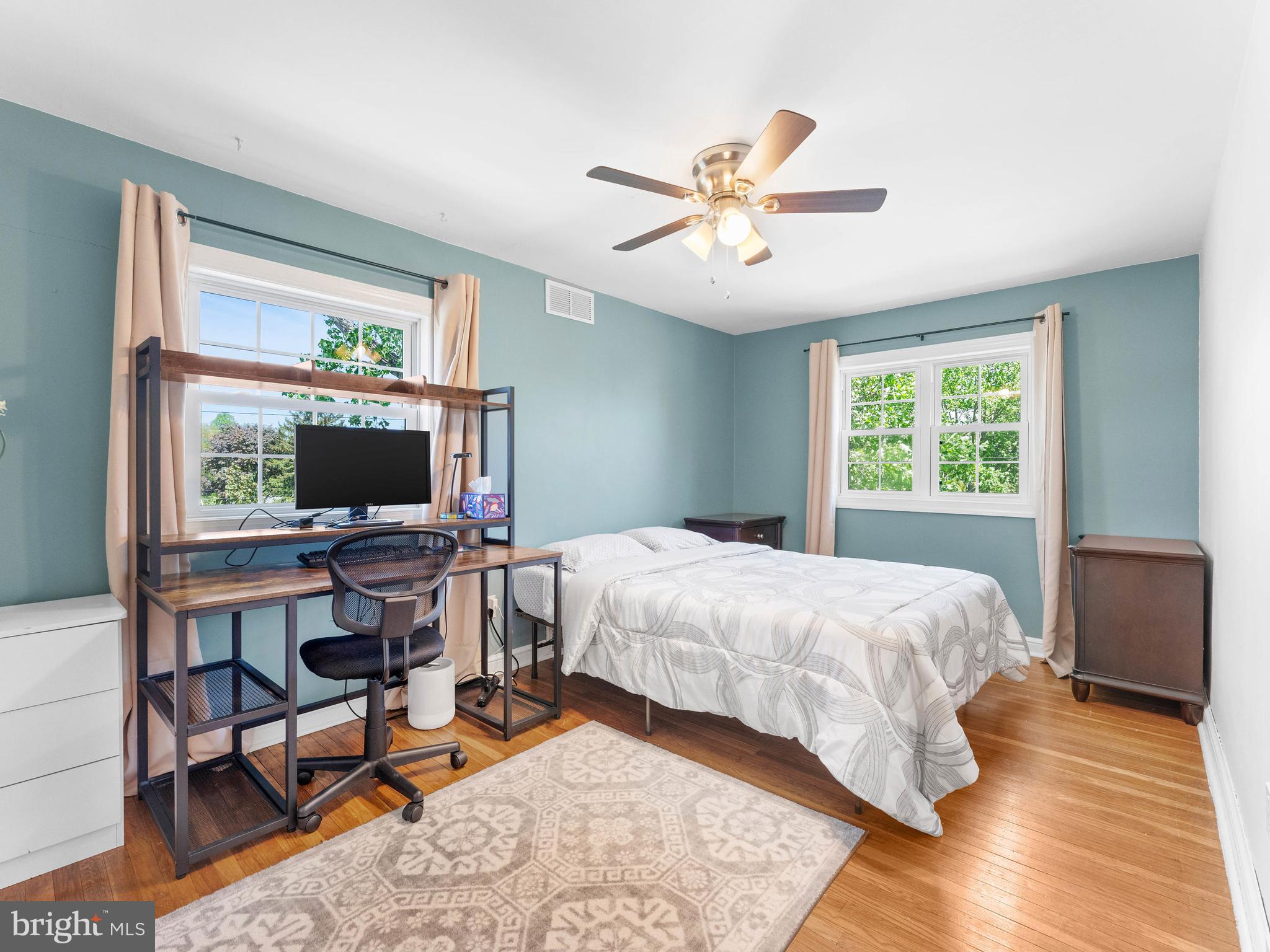 SHEFFIELD VIL - Residential