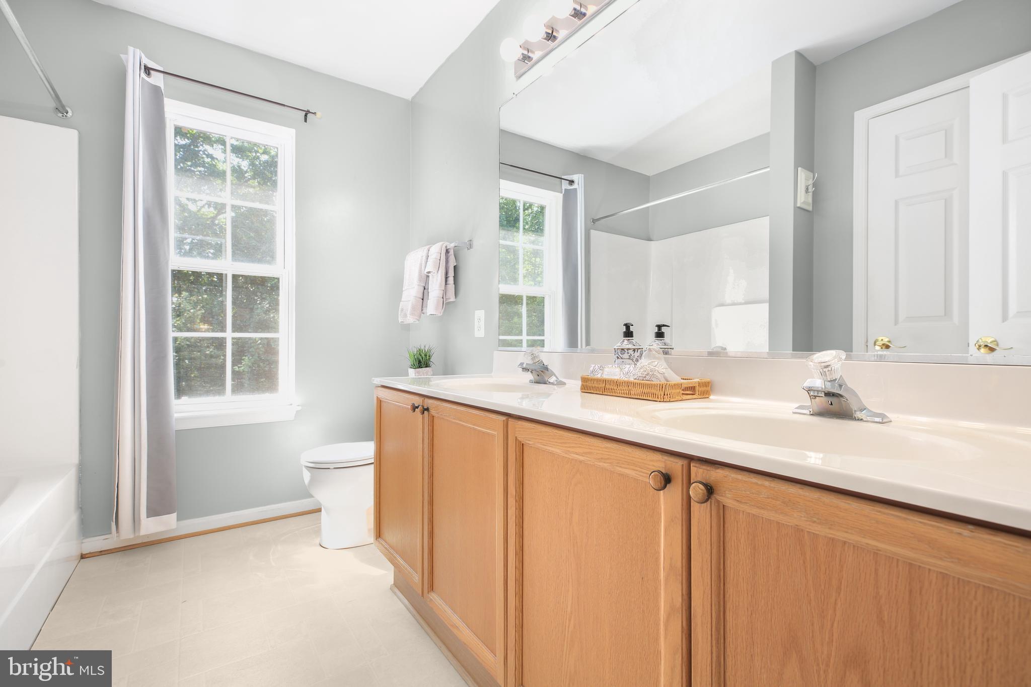 PELHAM'S CROSSING - Residential