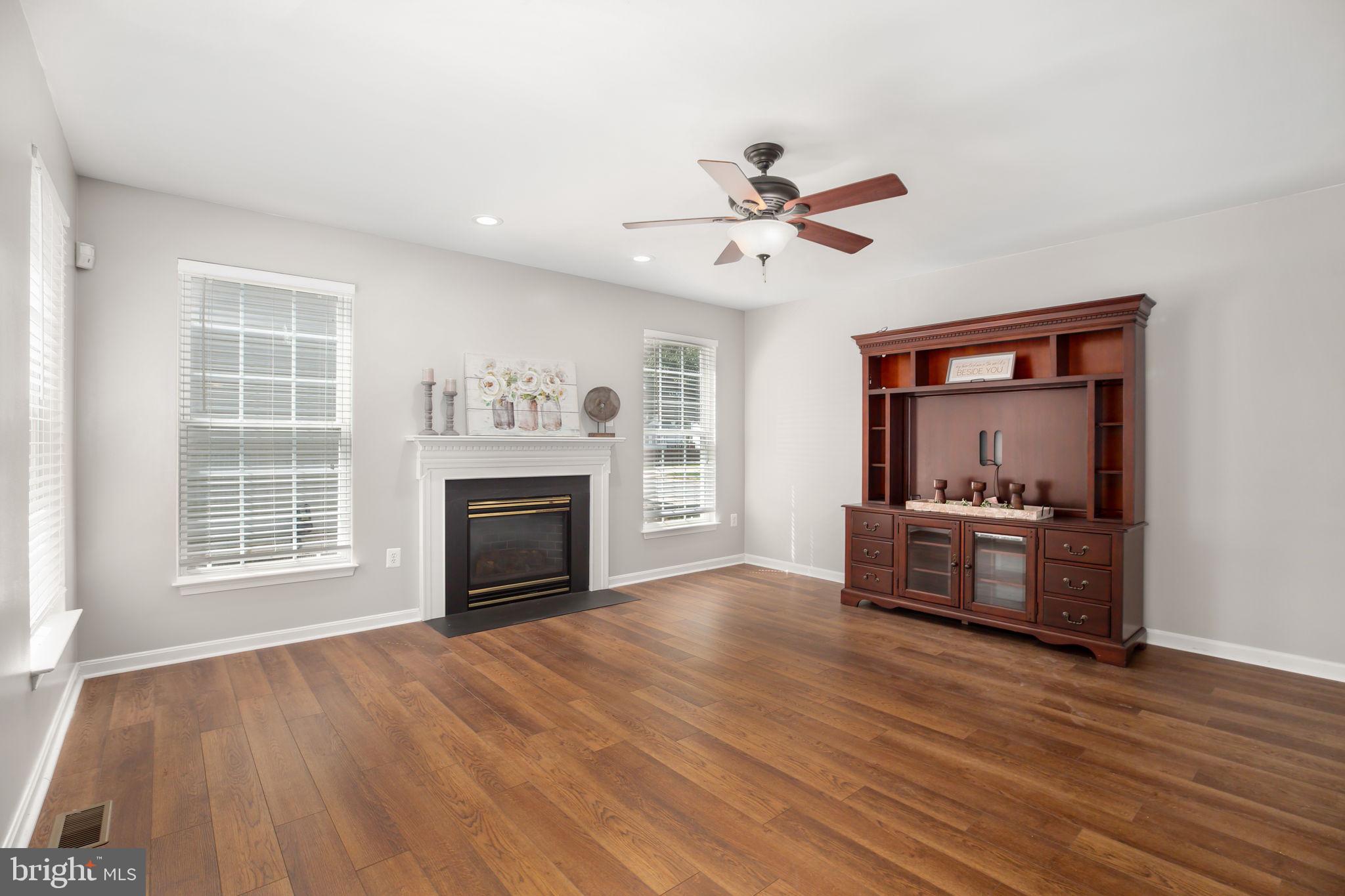 PELHAM'S CROSSING - Residential