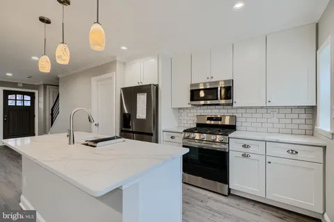 621 Ponca Street, Baltimore, MD 21224 - #: MDBA2161614