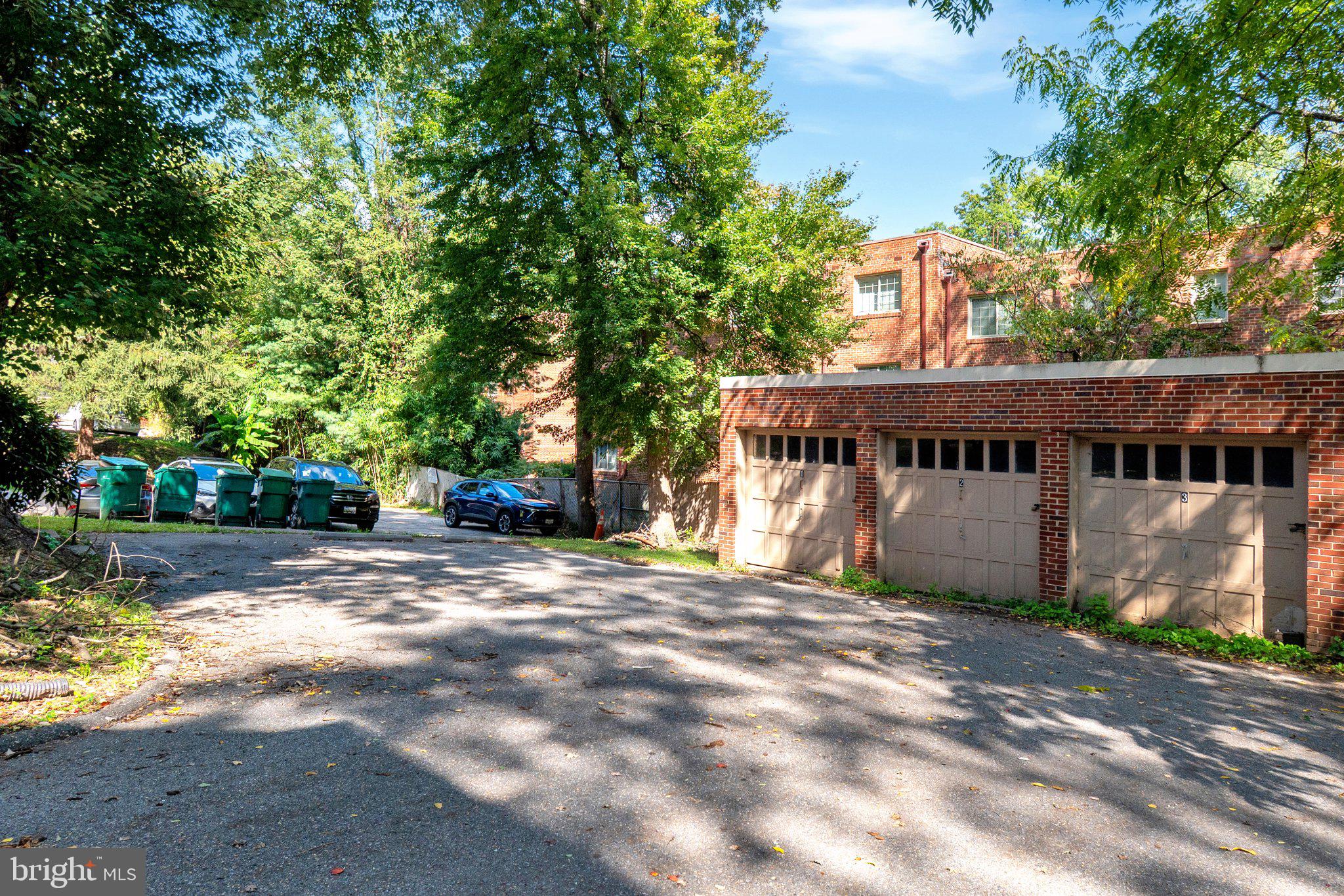 8501 FLOWER AVENUE 3