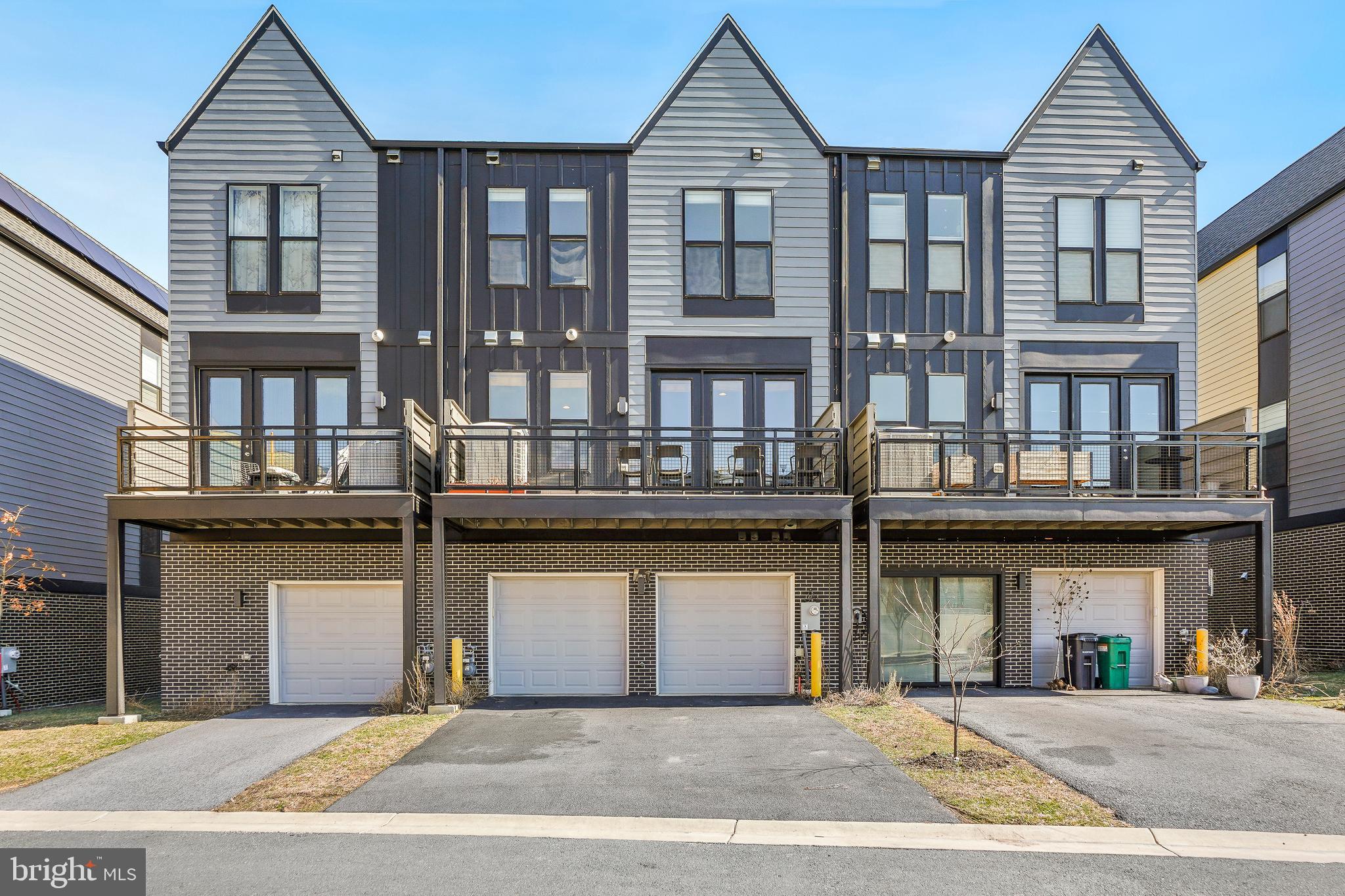 DOWNTOWN SILVER SPRING - Residential