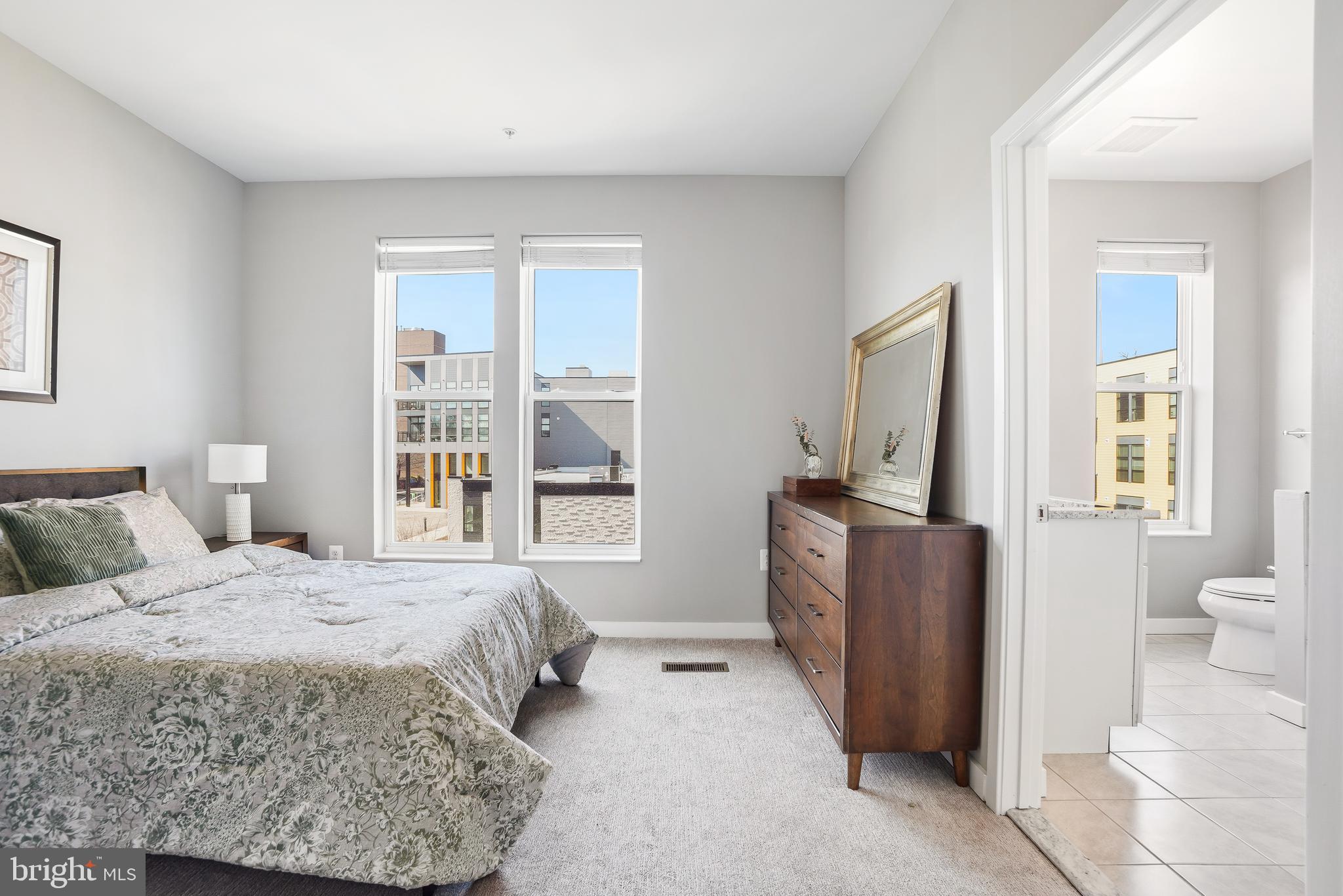 DOWNTOWN SILVER SPRING - Residential