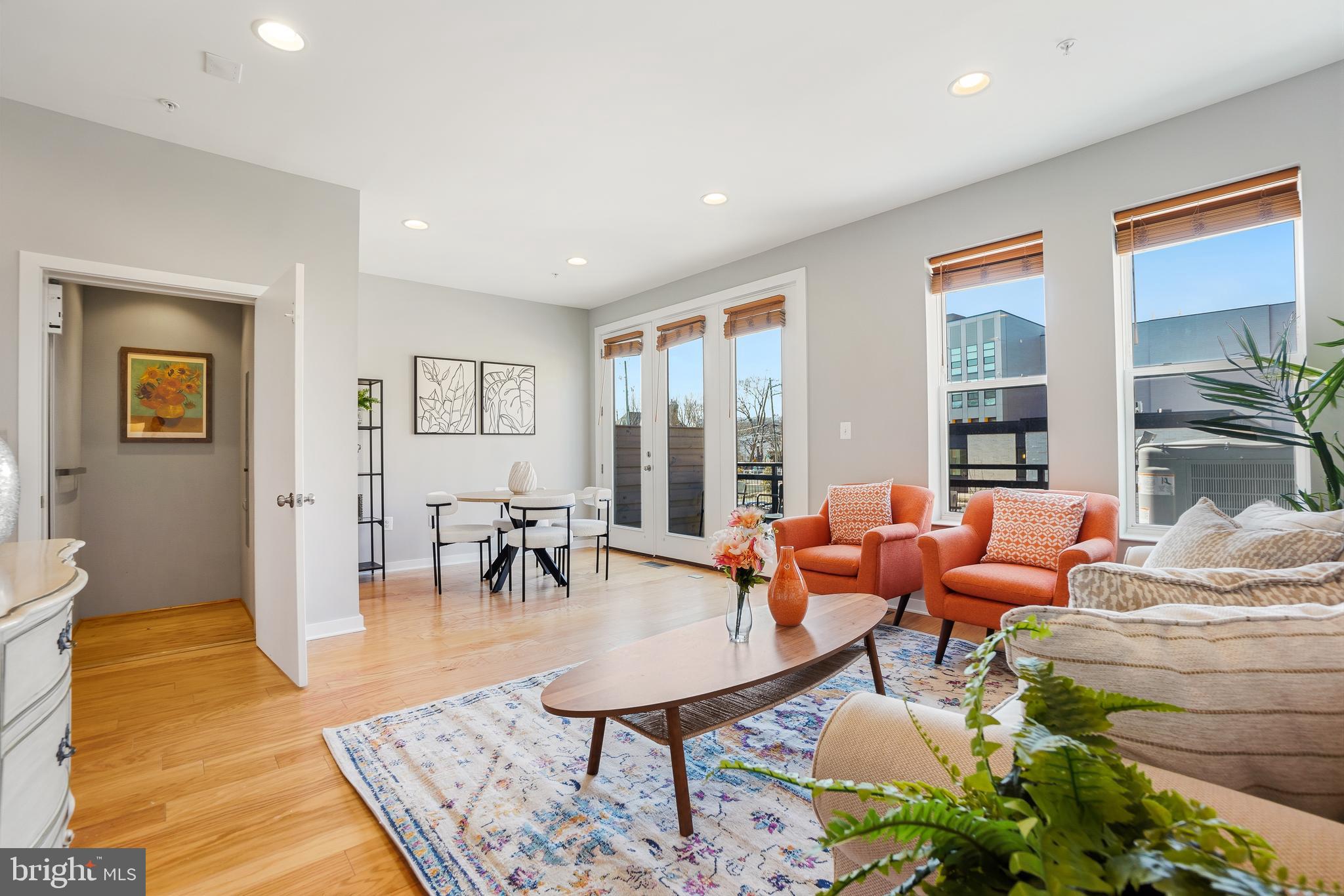 DOWNTOWN SILVER SPRING - Residential