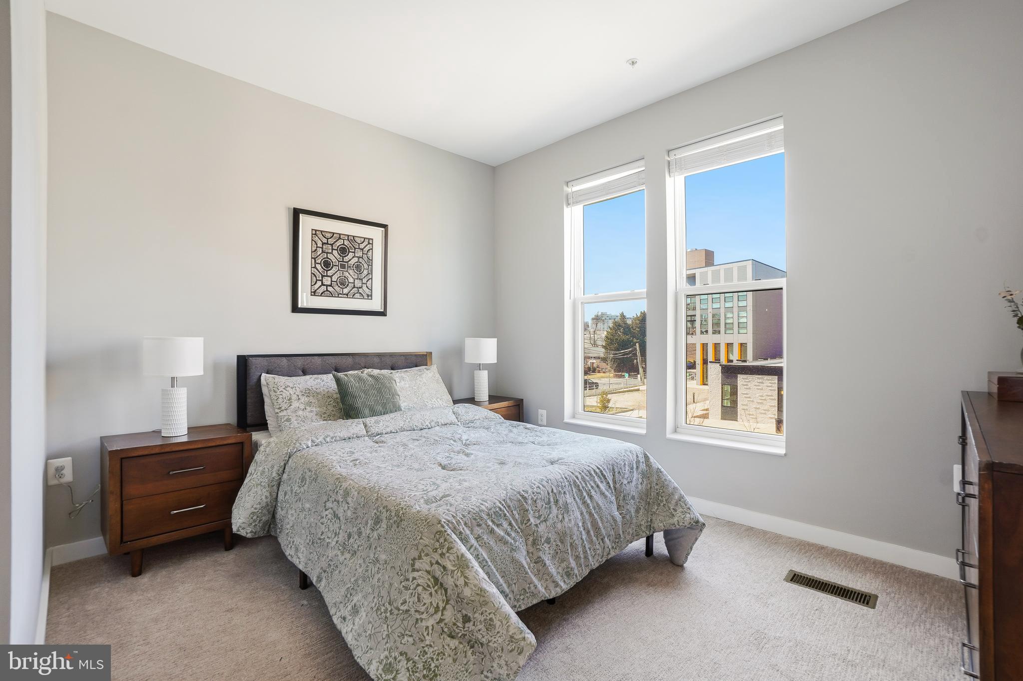 DOWNTOWN SILVER SPRING - Residential