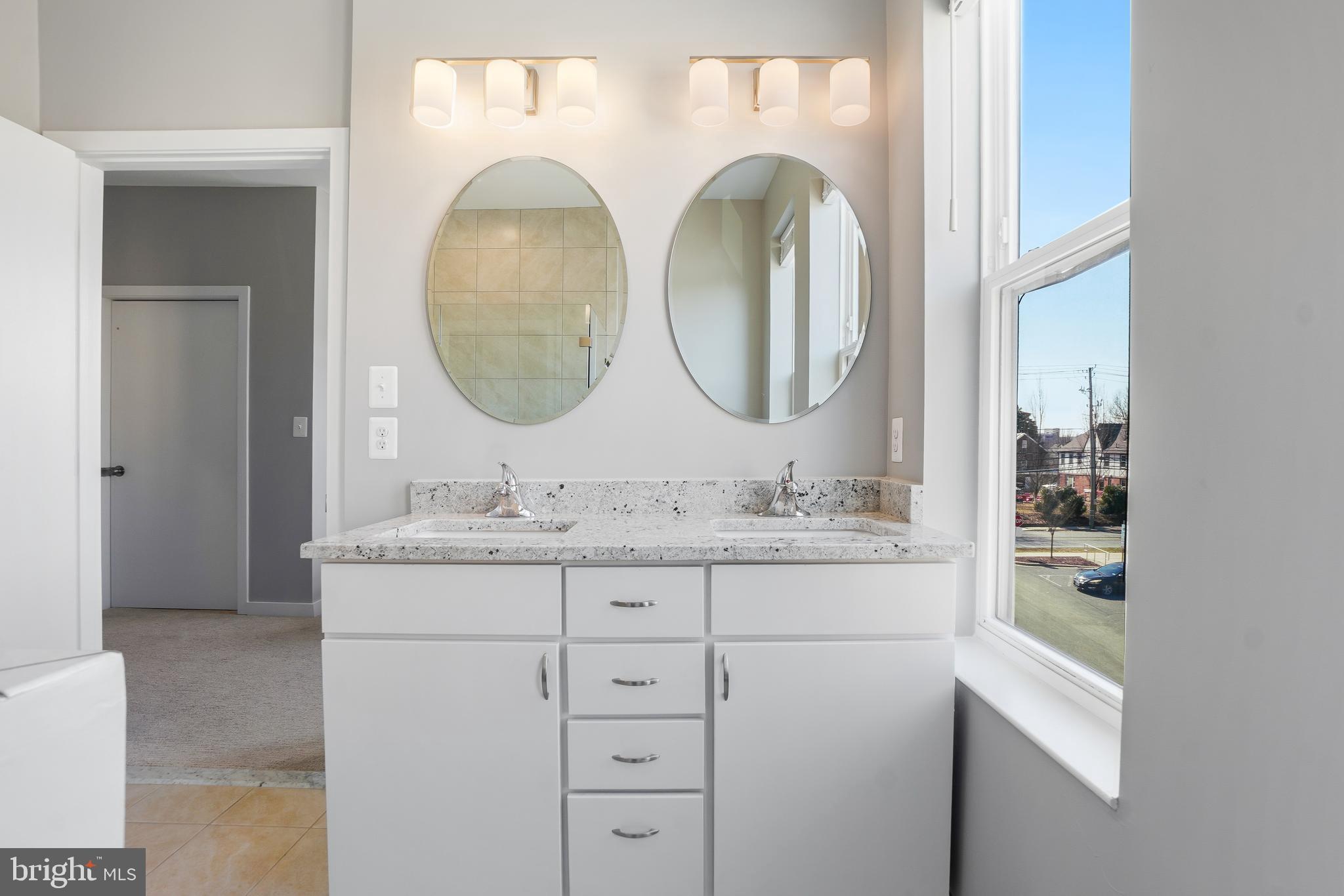 DOWNTOWN SILVER SPRING - Residential