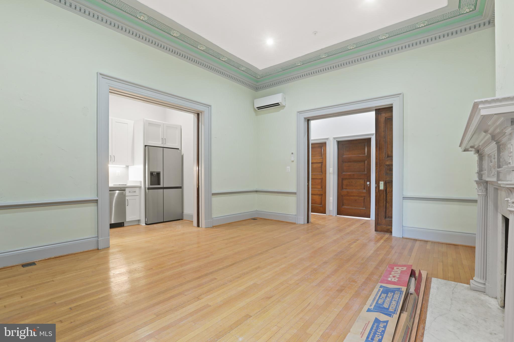 MOUNT VERNON PLACE HISTORIC DISTRICT - Residential Lease