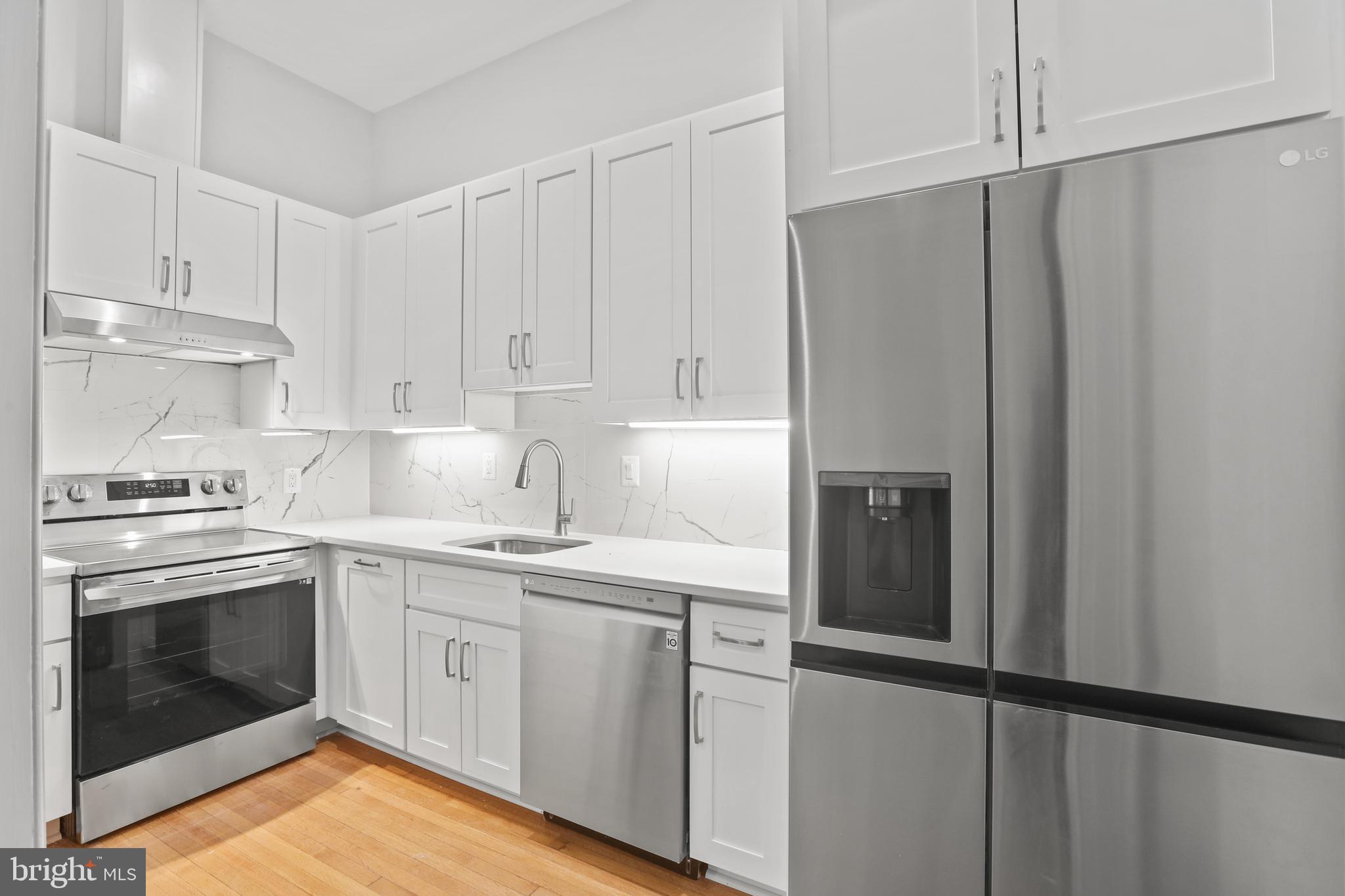 MOUNT VERNON PLACE HISTORIC DISTRICT - Residential Lease