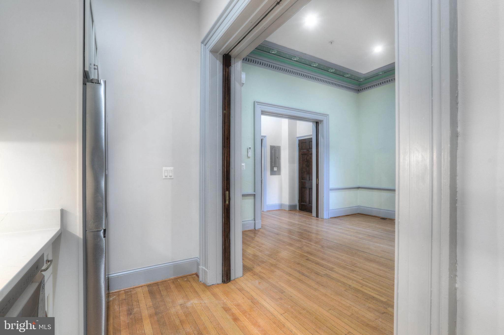 MOUNT VERNON PLACE HISTORIC DISTRICT - Residential Lease