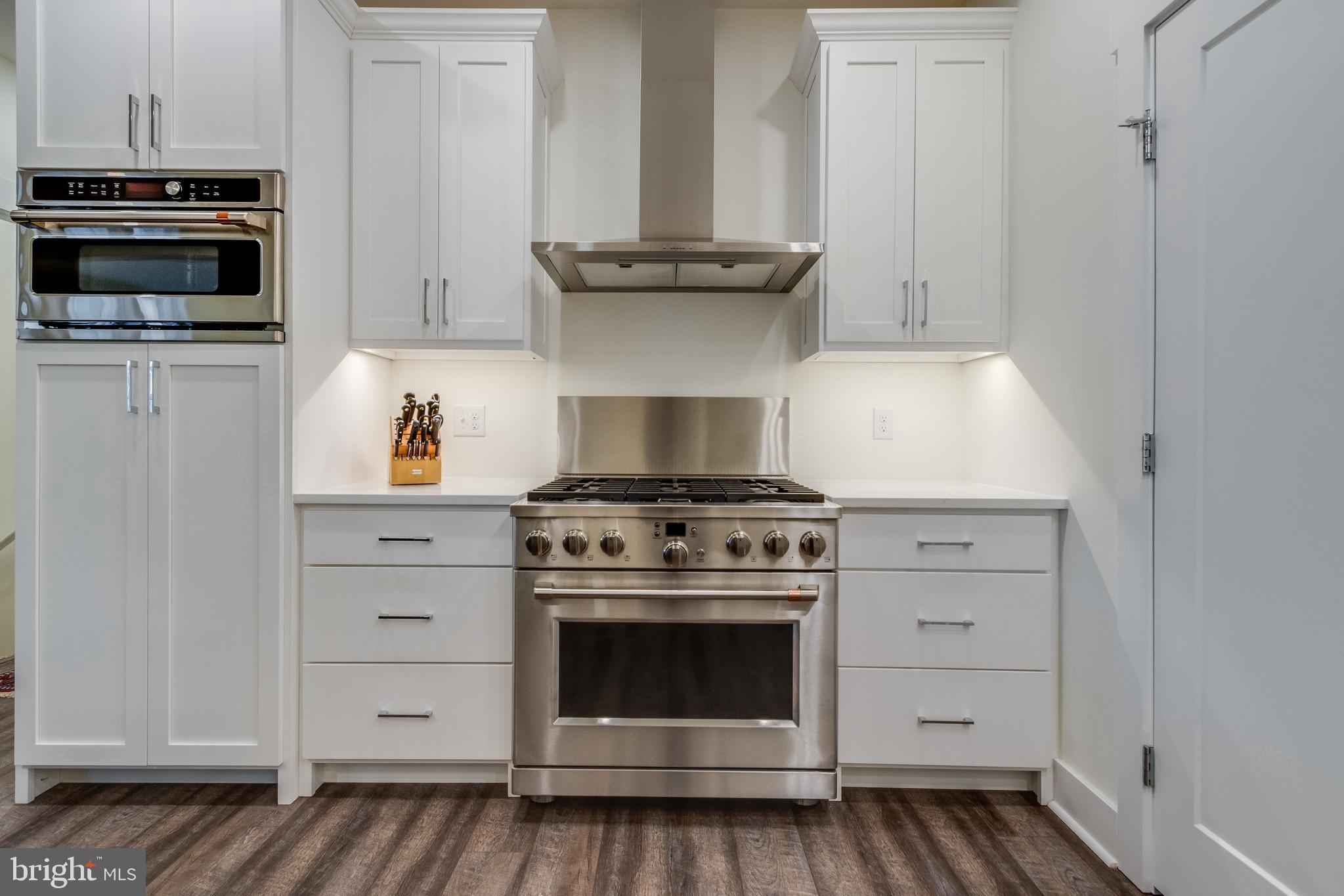 16471 FOUR LEAF DRIVE