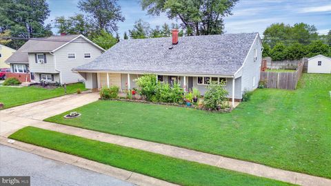 Photo of 42 Lynch Farm Drive, NEWARK, DE 19713 (MLS # DENC2081206)
