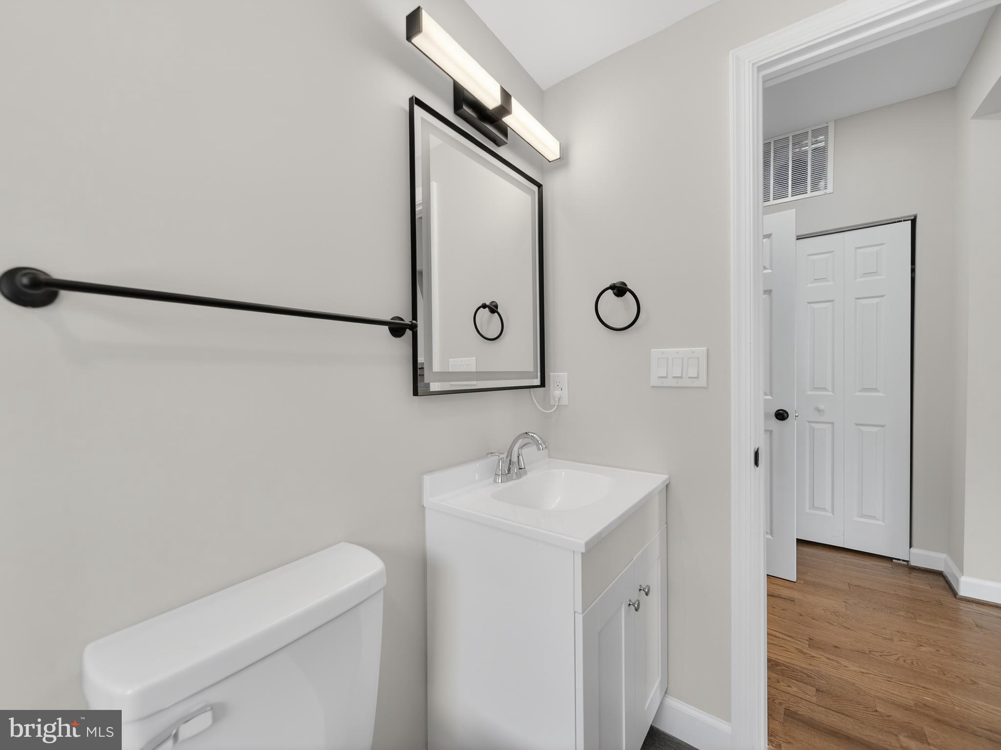 OAKMONT - Residential