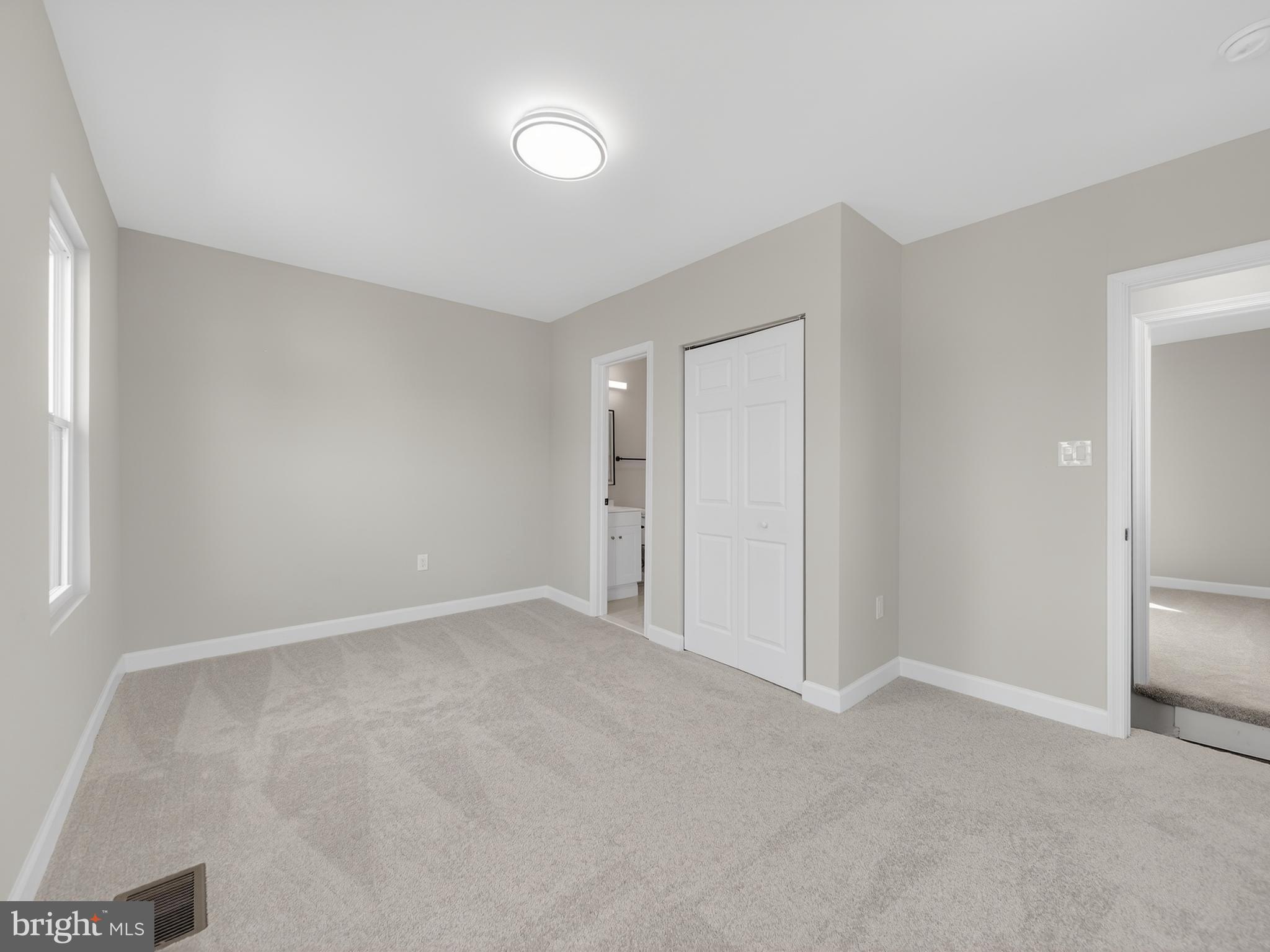 OAKMONT - Residential