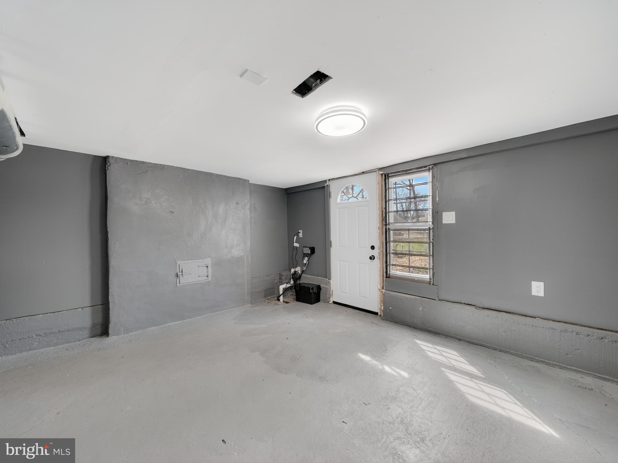 OAKMONT - Residential