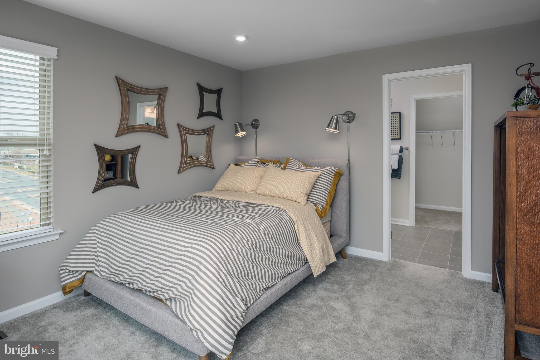 ELKRIDGE CROSSING - Residential