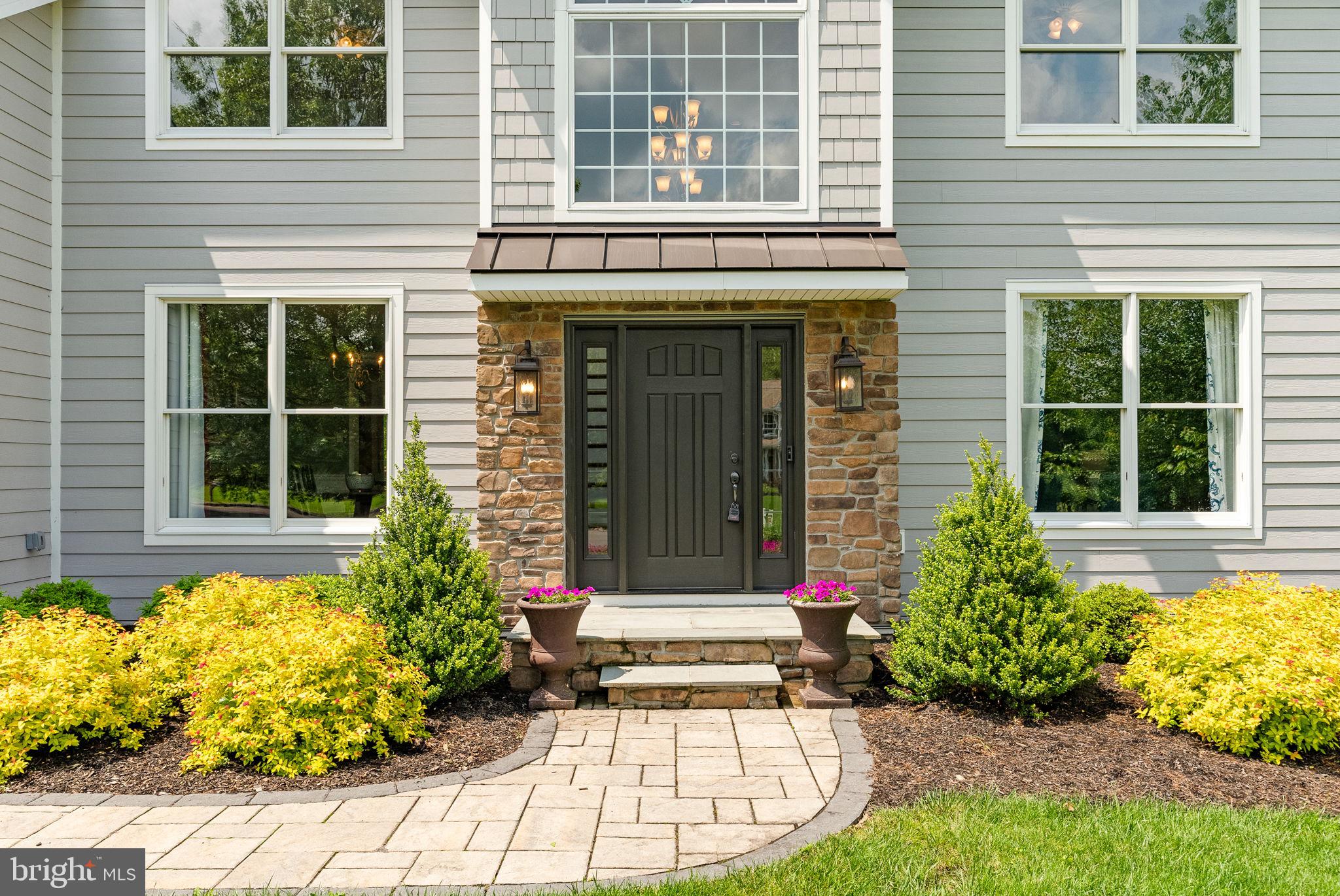 SUMMER LEA - Residential