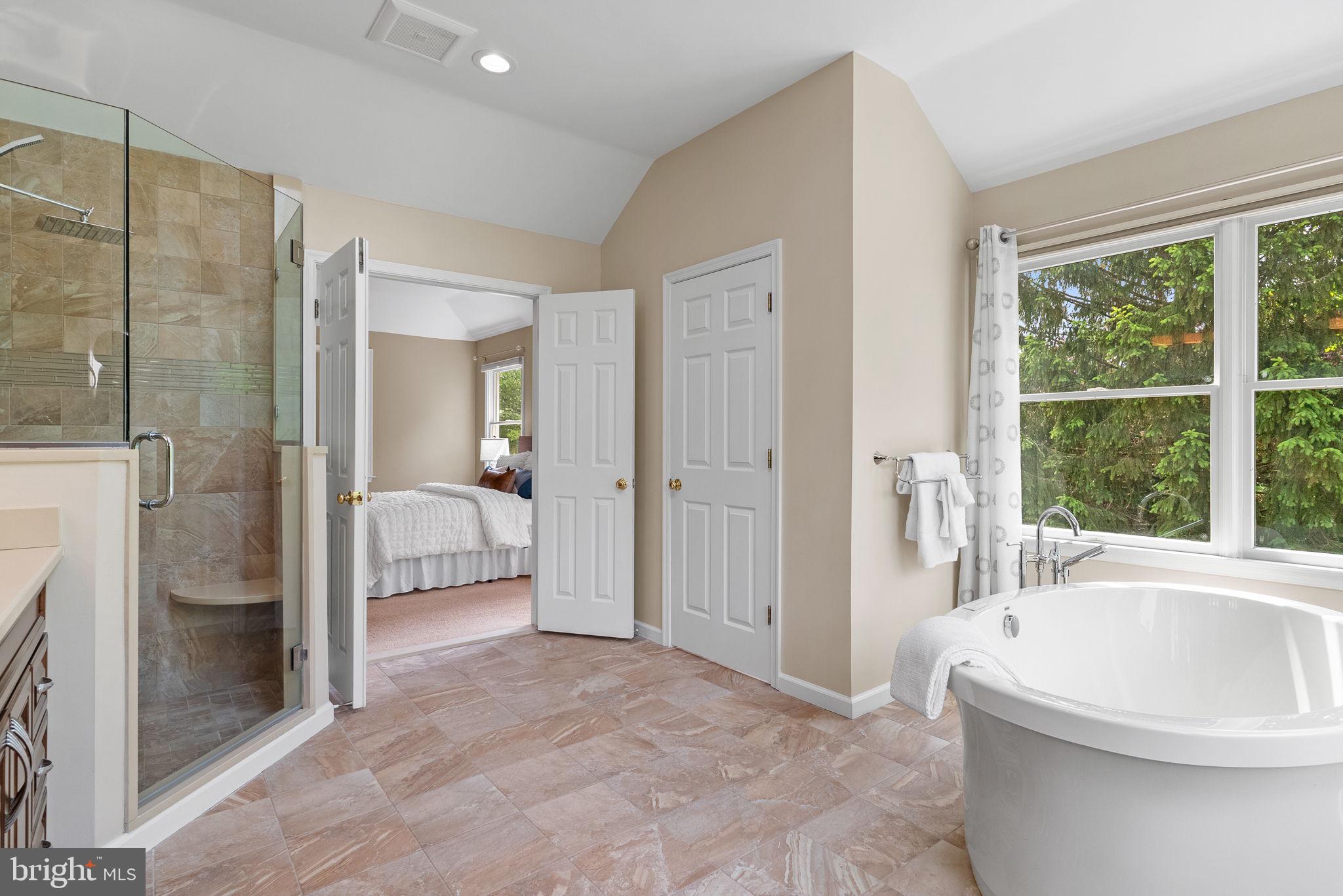 SUMMER LEA - Residential