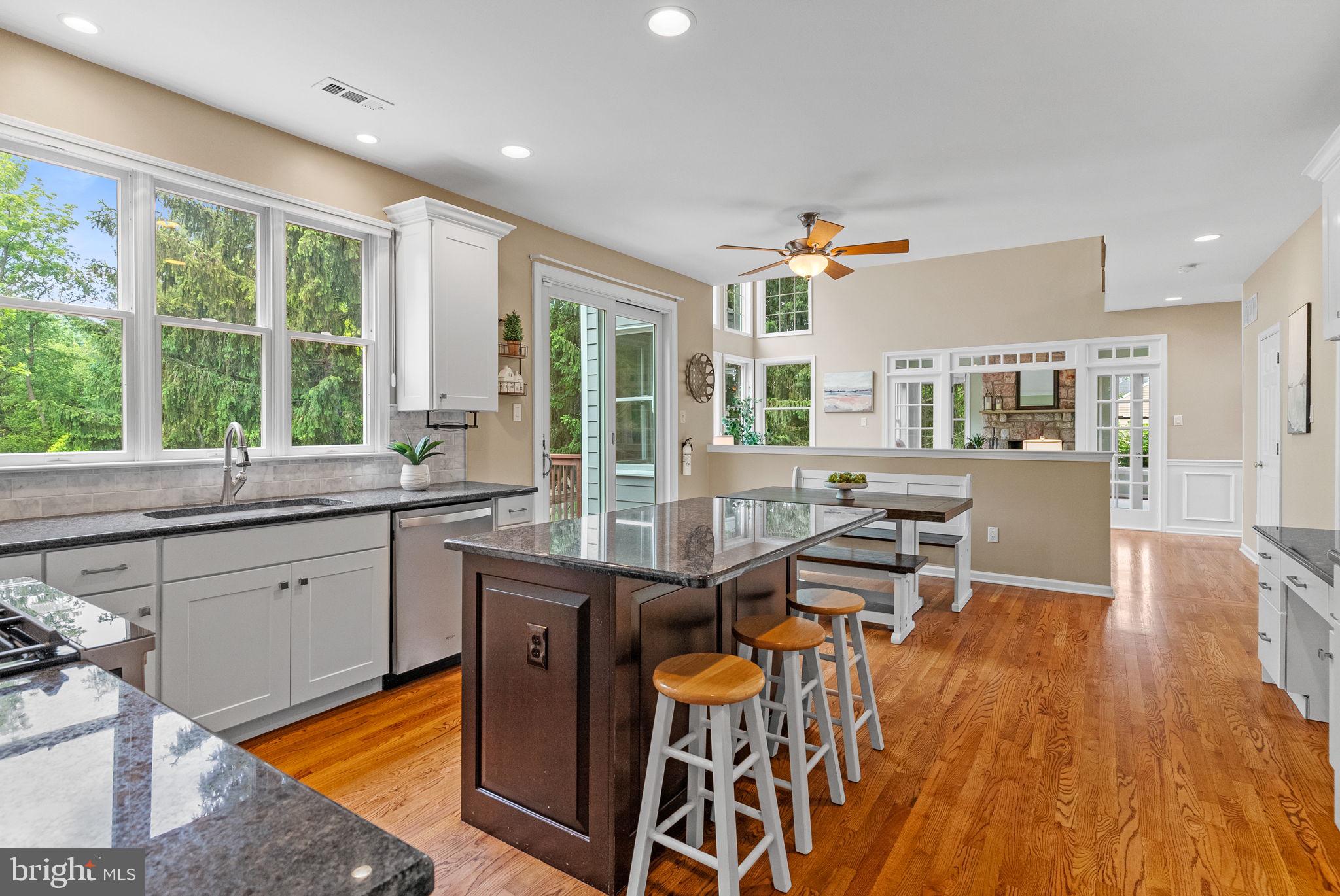 SUMMER LEA - Residential