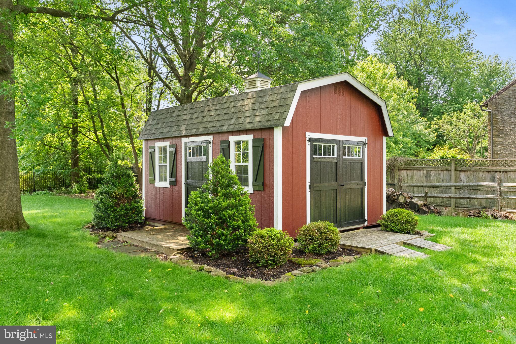 SUMMER LEA - Residential