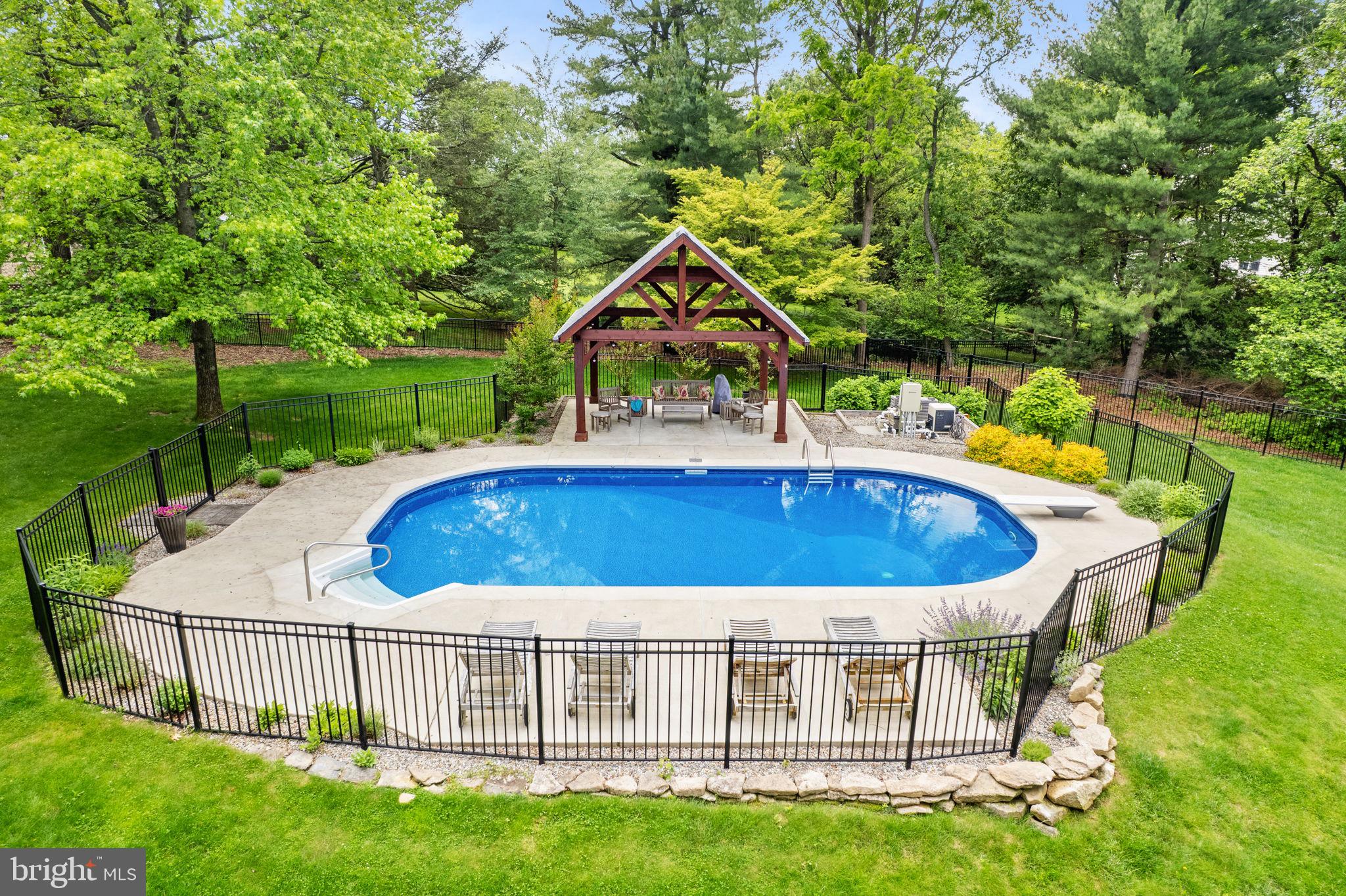 SUMMER LEA - Residential