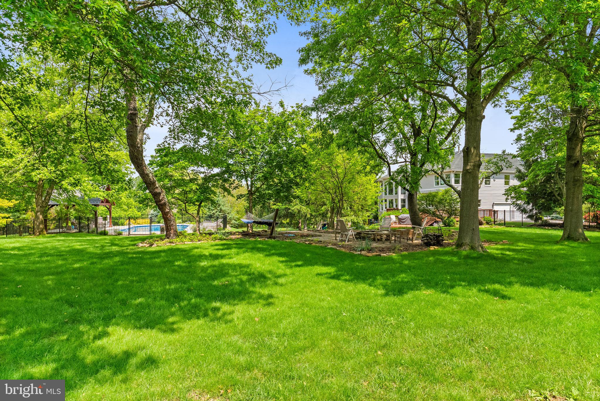 SUMMER LEA - Residential