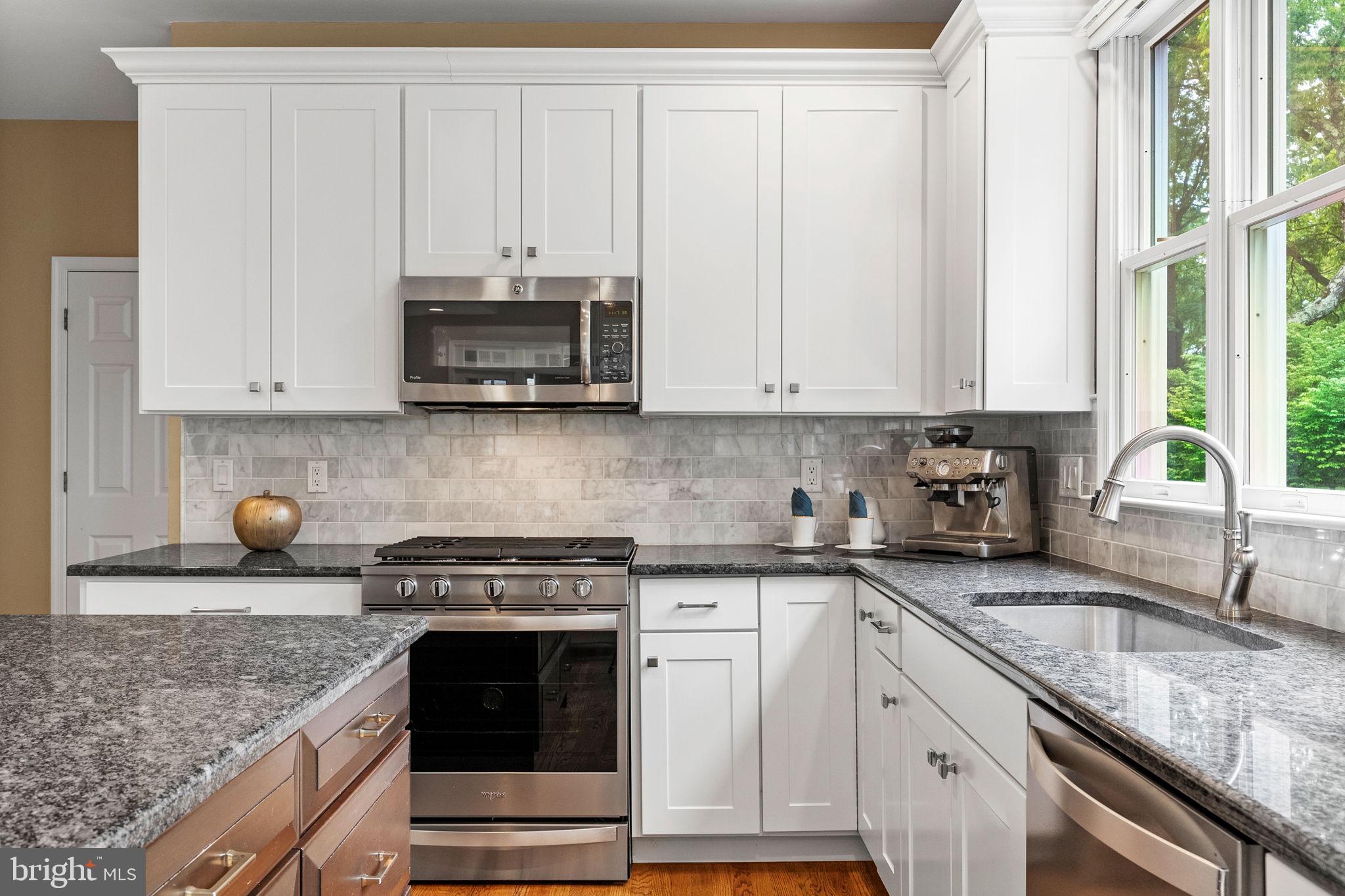 SUMMER LEA - Residential