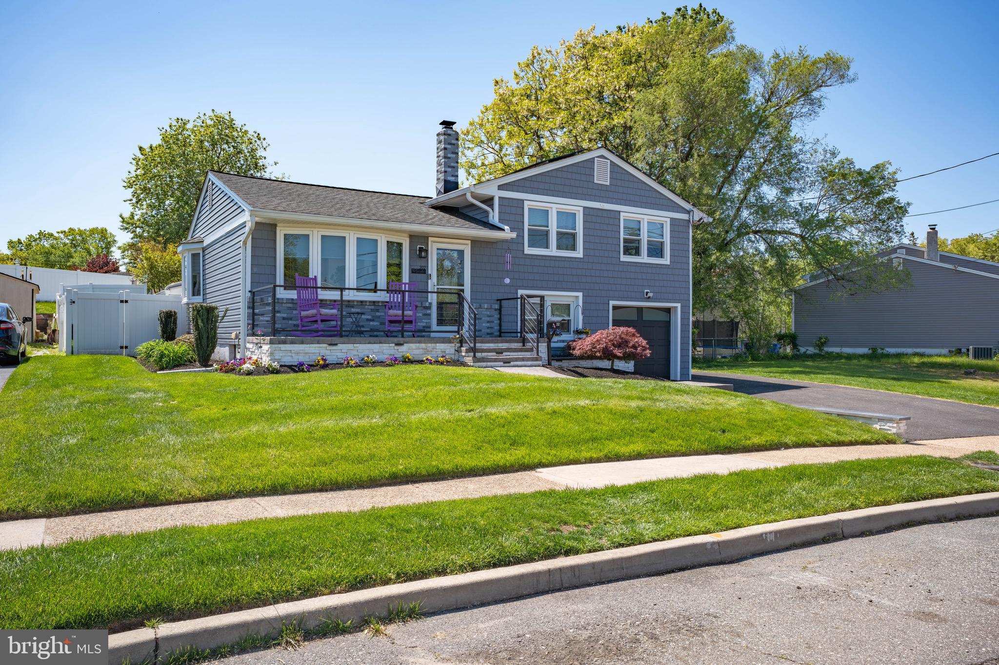 202 HENDRICKSON