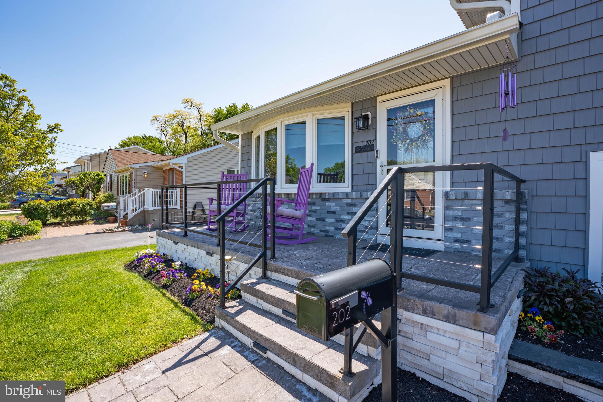 202 HENDRICKSON