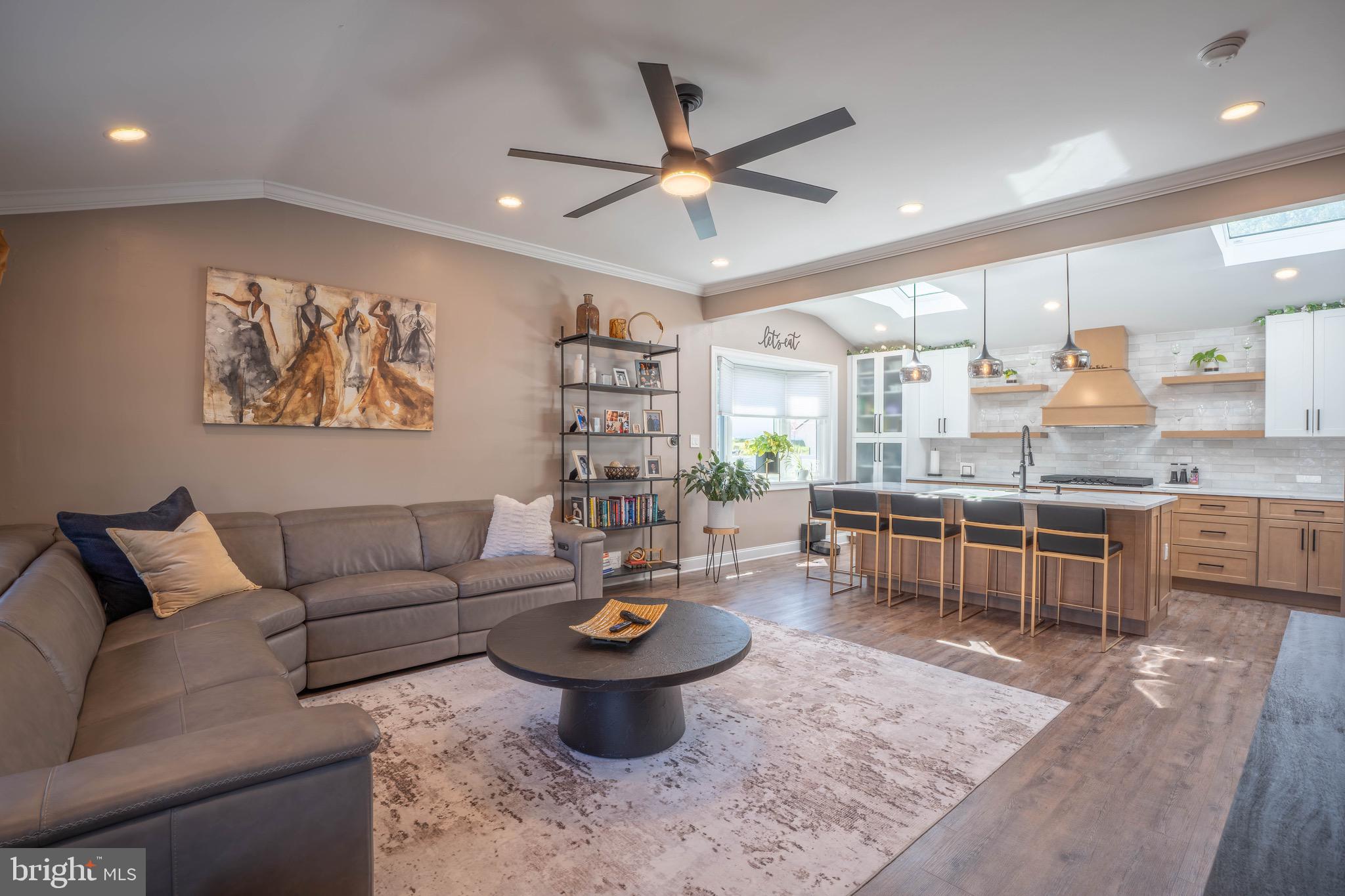 202 HENDRICKSON