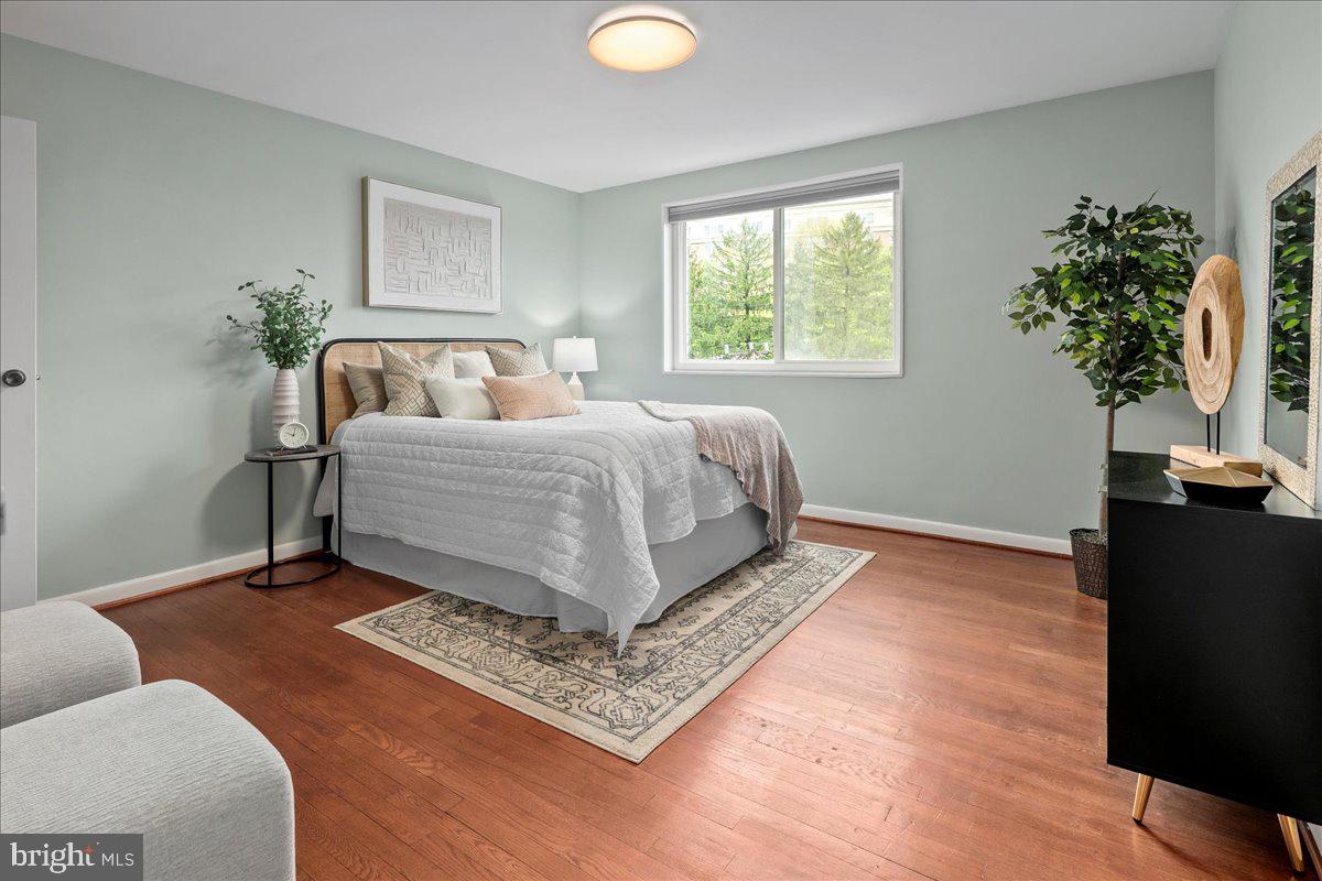 ADAMS HOUSE - Residential