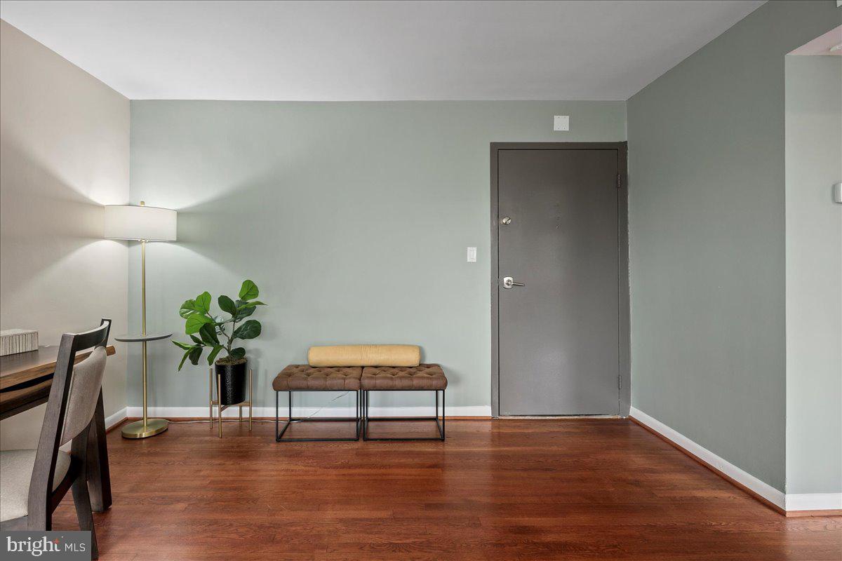 ADAMS HOUSE - Residential