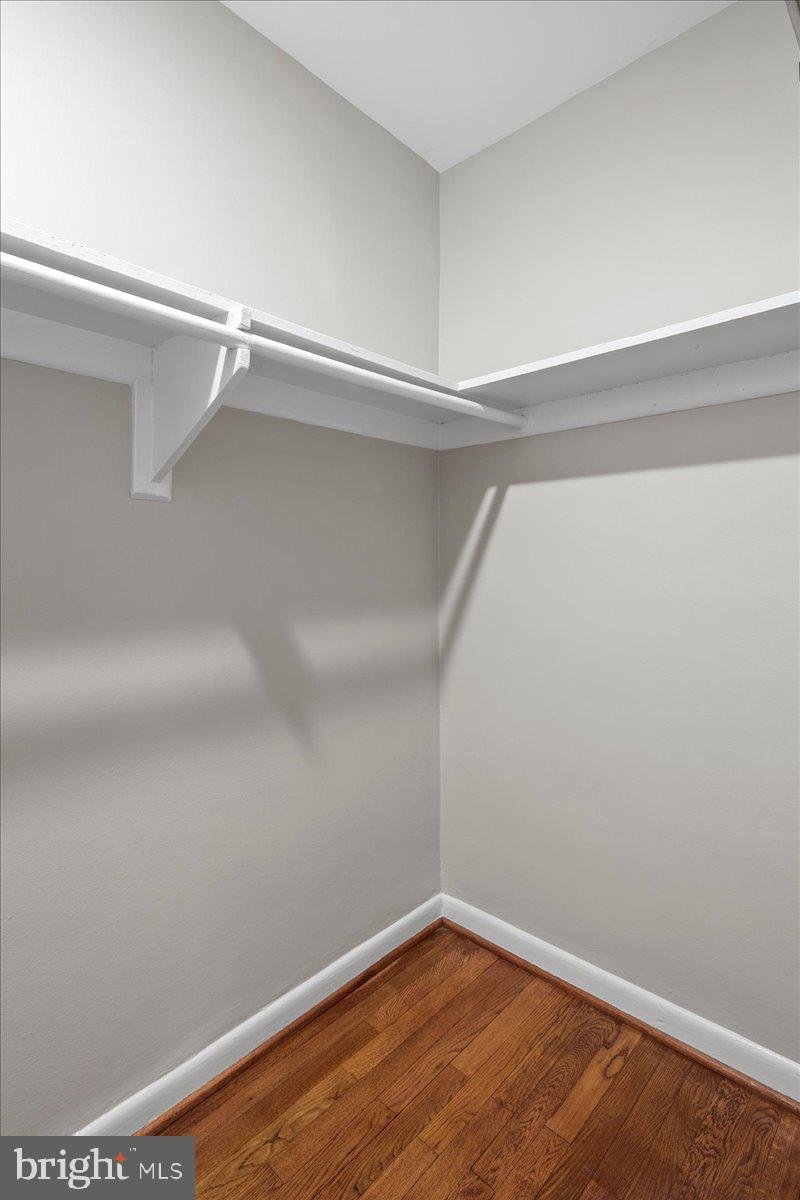 ADAMS HOUSE - Residential