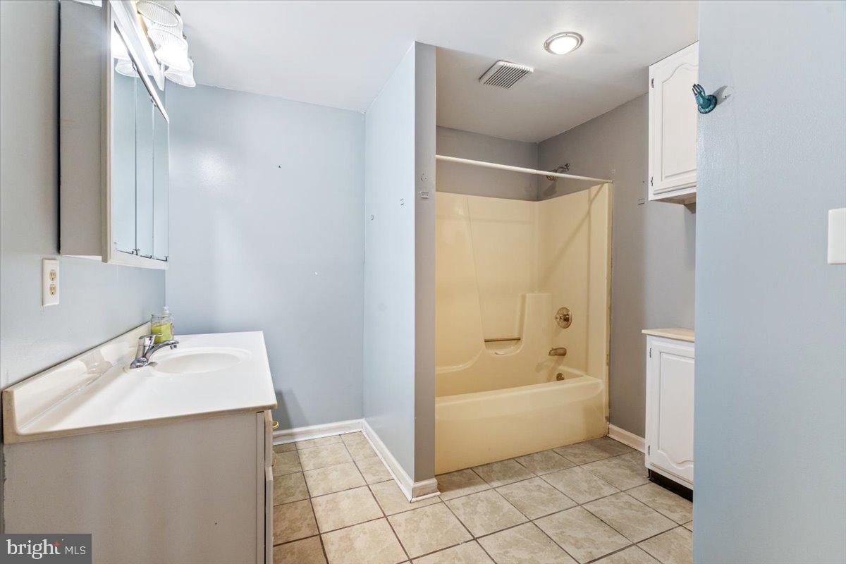 HIGHVIEW ESTATES - Residential