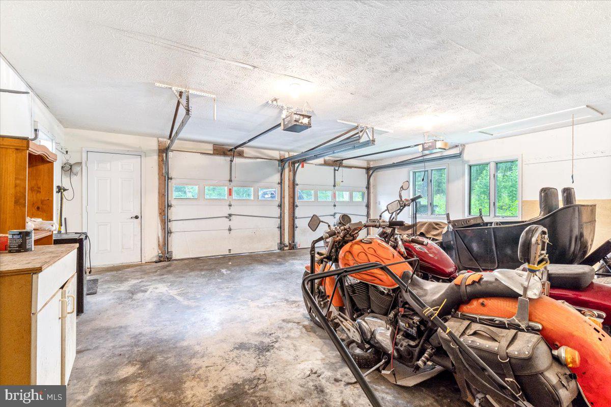 HIGHVIEW ESTATES - Residential