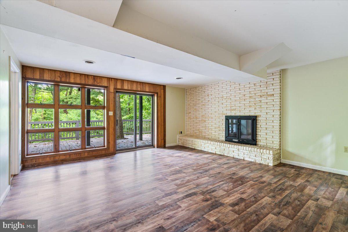 HIGHVIEW ESTATES - Residential