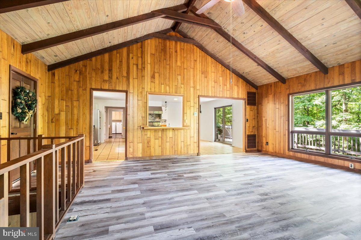 HIGHVIEW ESTATES - Residential