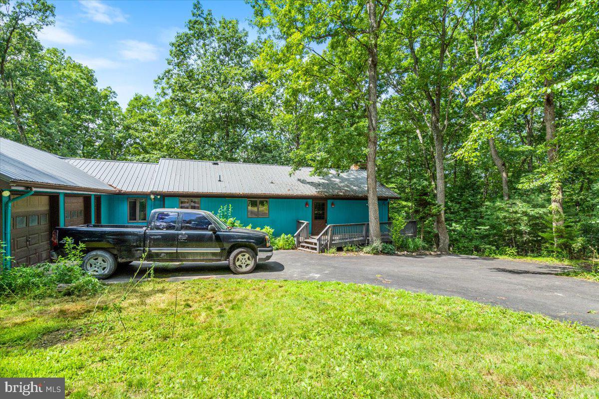 HIGHVIEW ESTATES - Residential