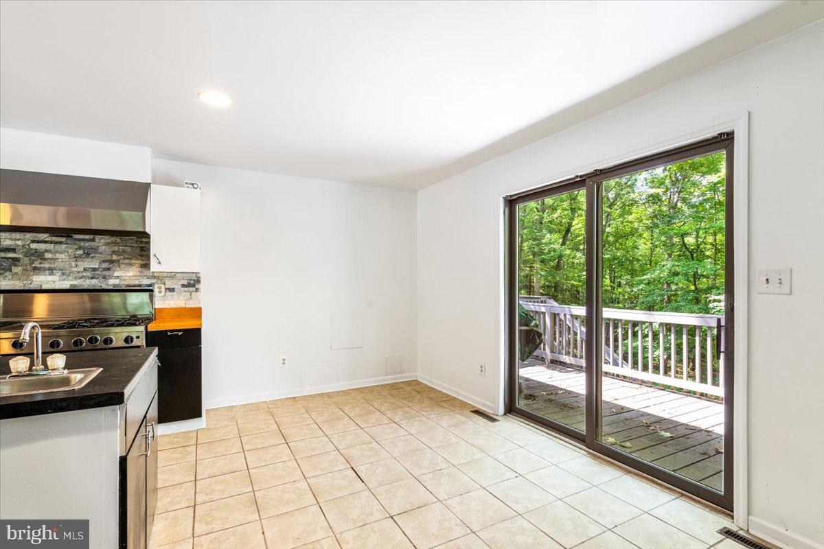 HIGHVIEW ESTATES - Residential