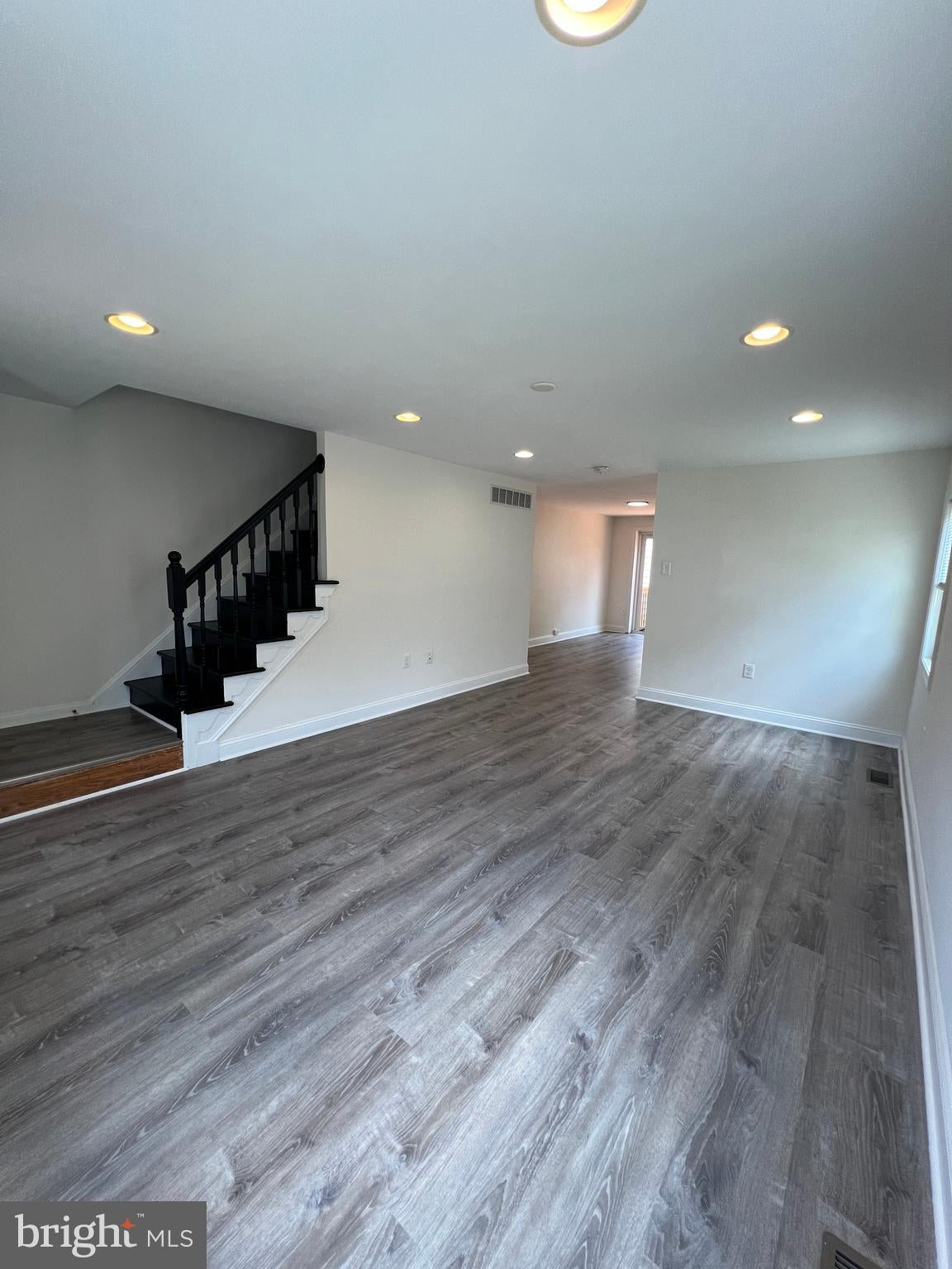 186 CRUM CREEK DRIVE