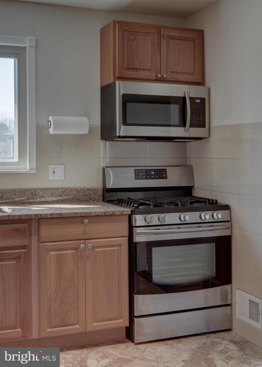 LYNBROOK - Residential