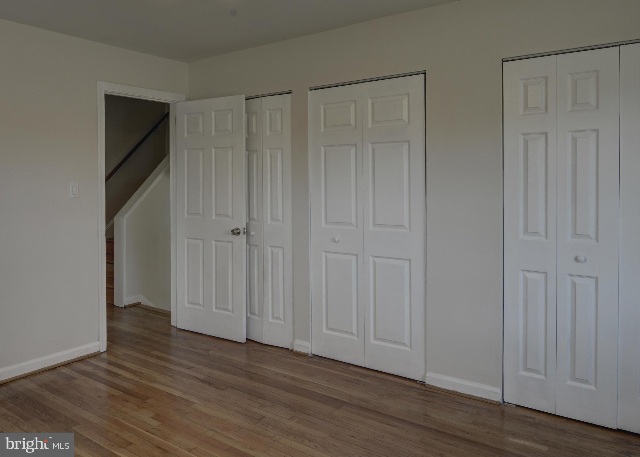 LYNBROOK - Residential
